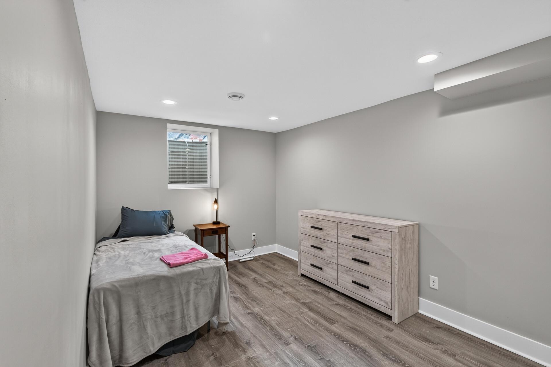 12951 Girard Avenue S Unit: 1