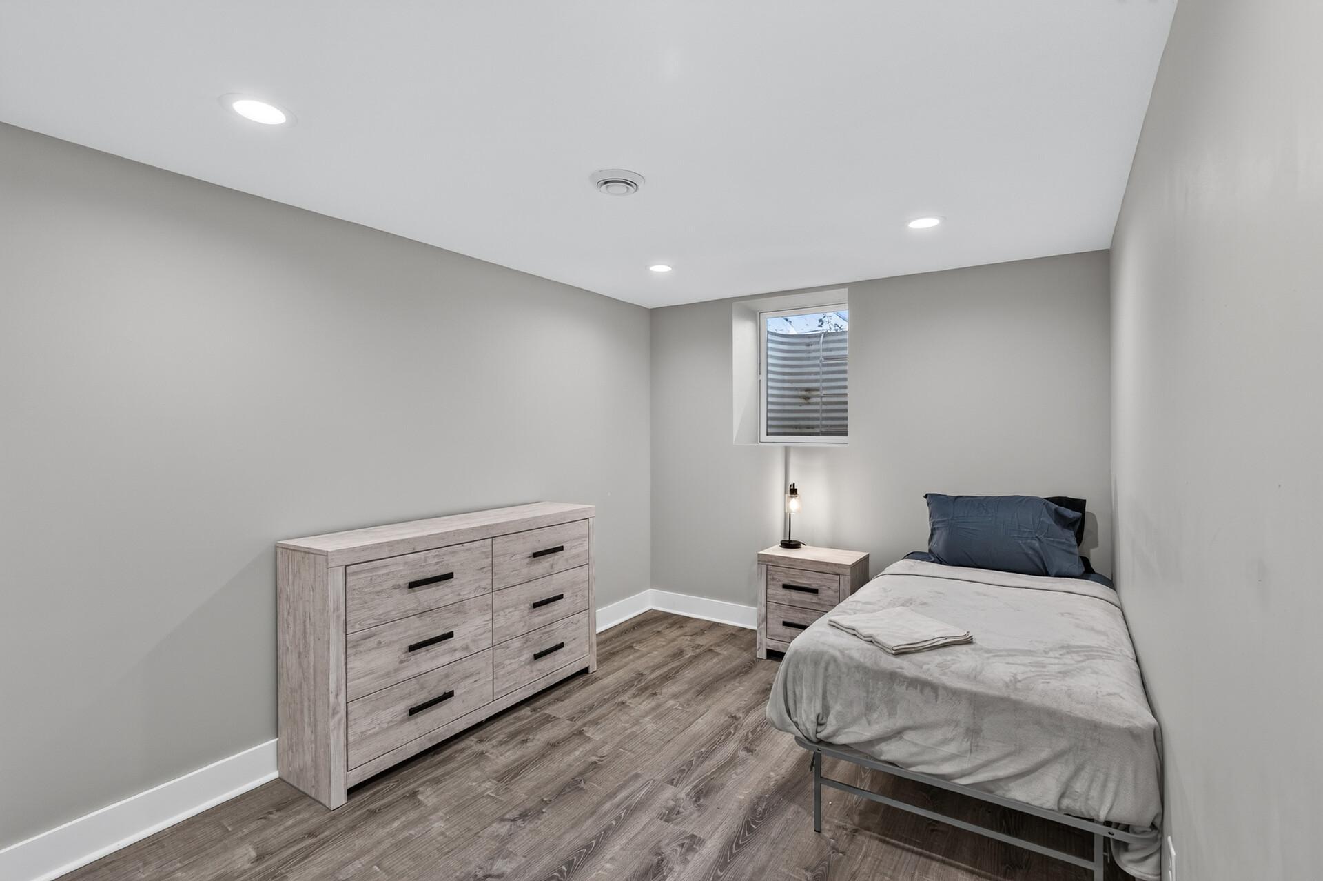 12951 Girard Avenue S Unit: 1