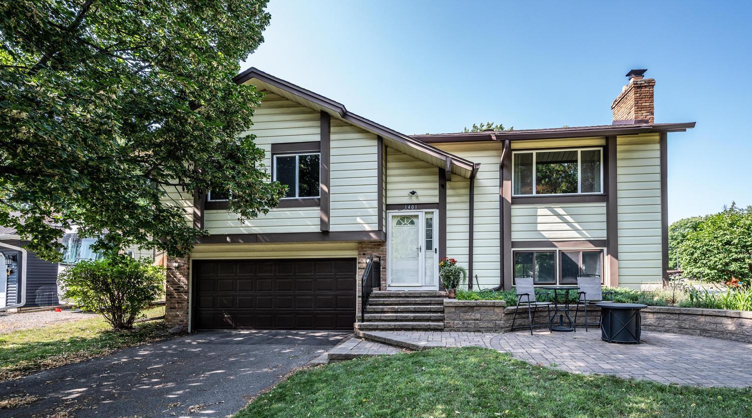 1401 Raleigh Drive