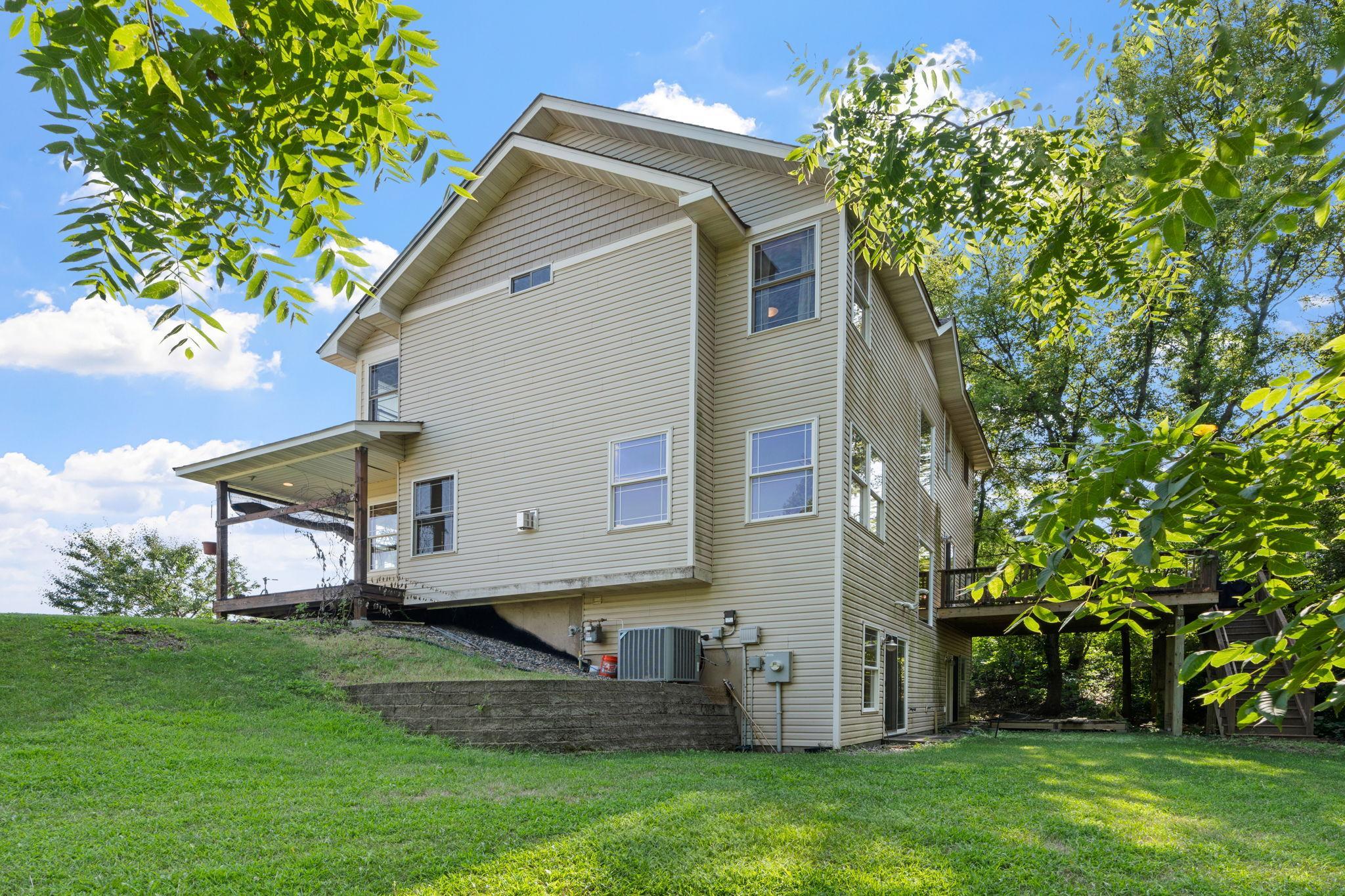 20310 Akin Court