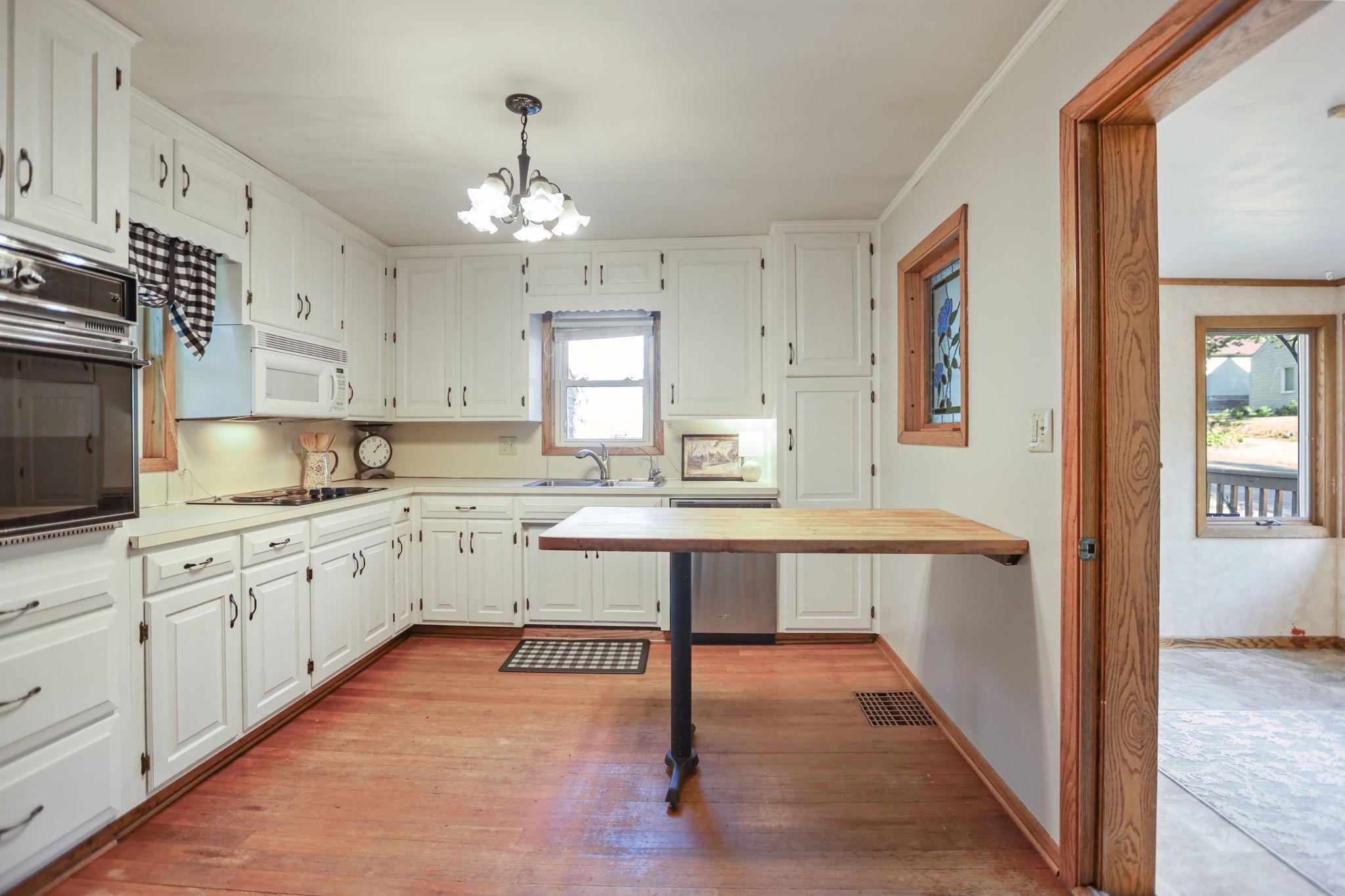 416 3rd Street NE