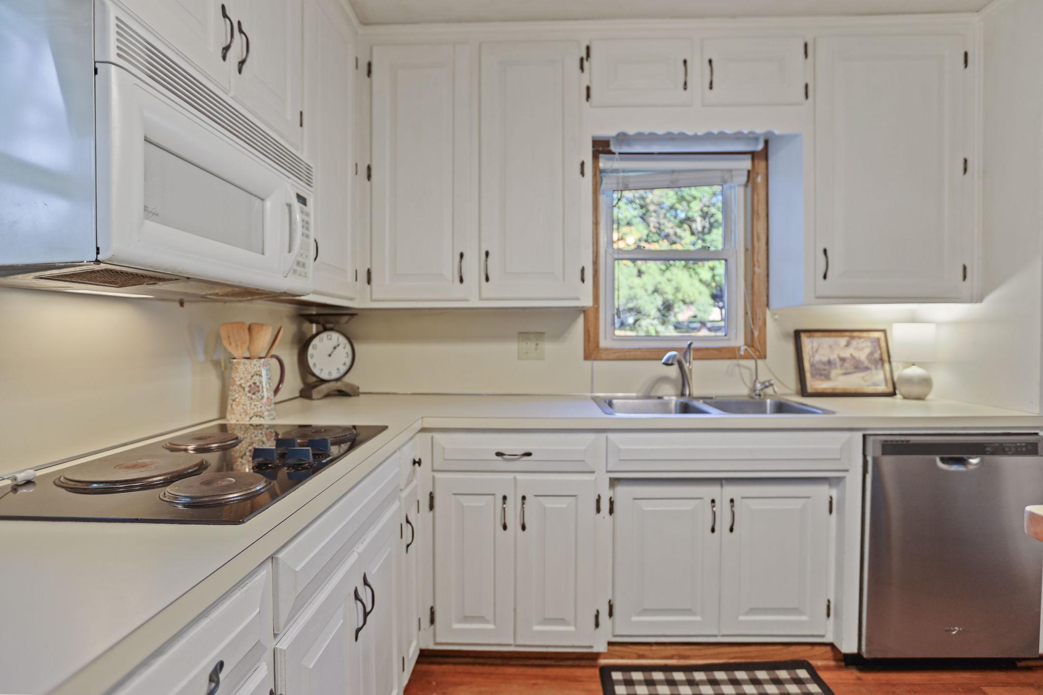 416 3rd Street NE