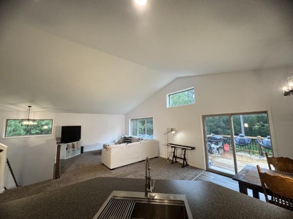 8609 Sugarberry Creek