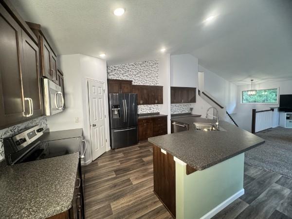 8609 Sugarberry Creek