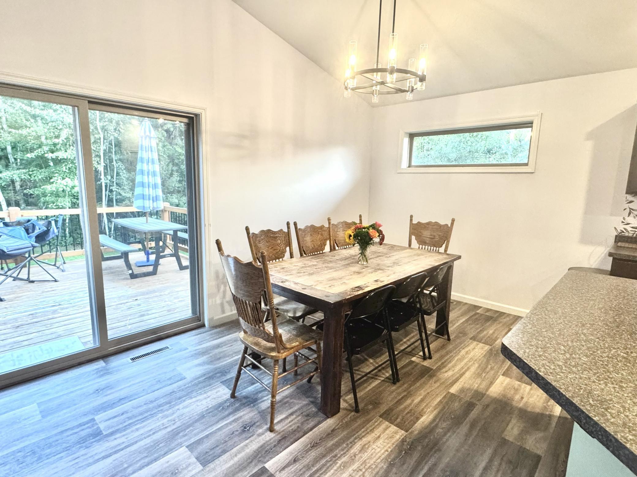 8609 Sugarberry Creek