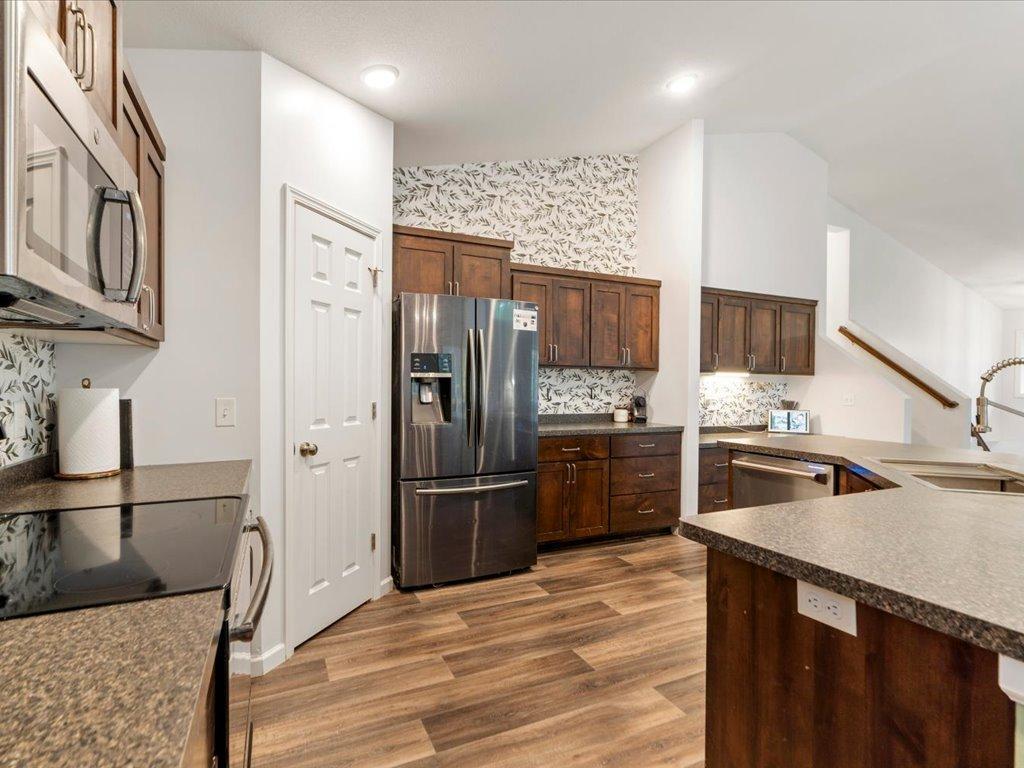 8609 Sugarberry Creek Brainerd Mn Us 56401 Nst7161457