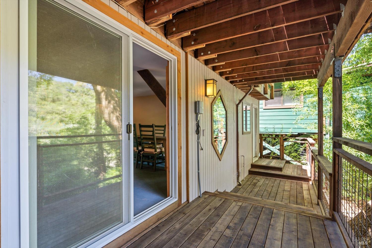 2367 N Fitch Mountain Rd