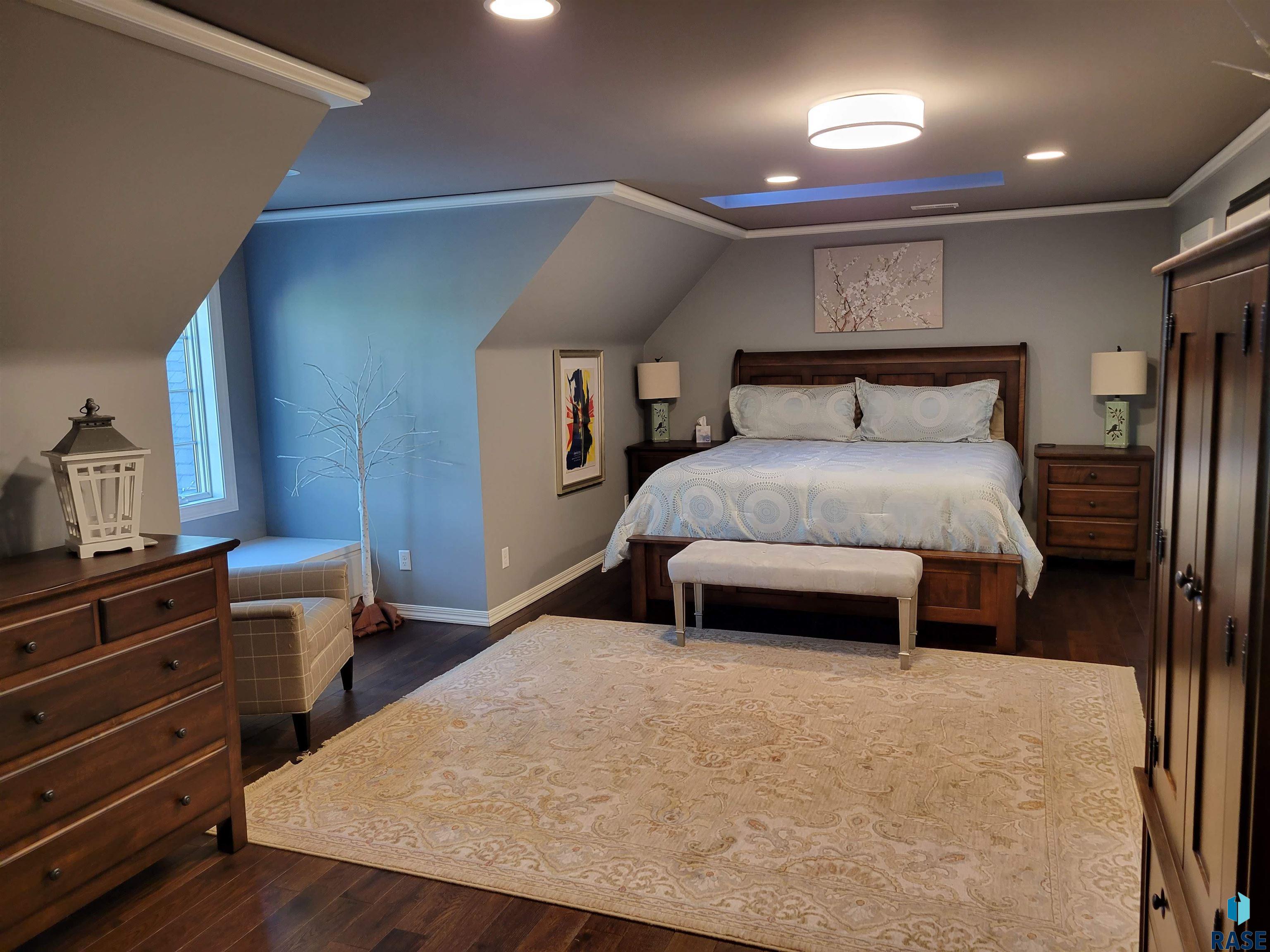 48032 Indian Hills Ct