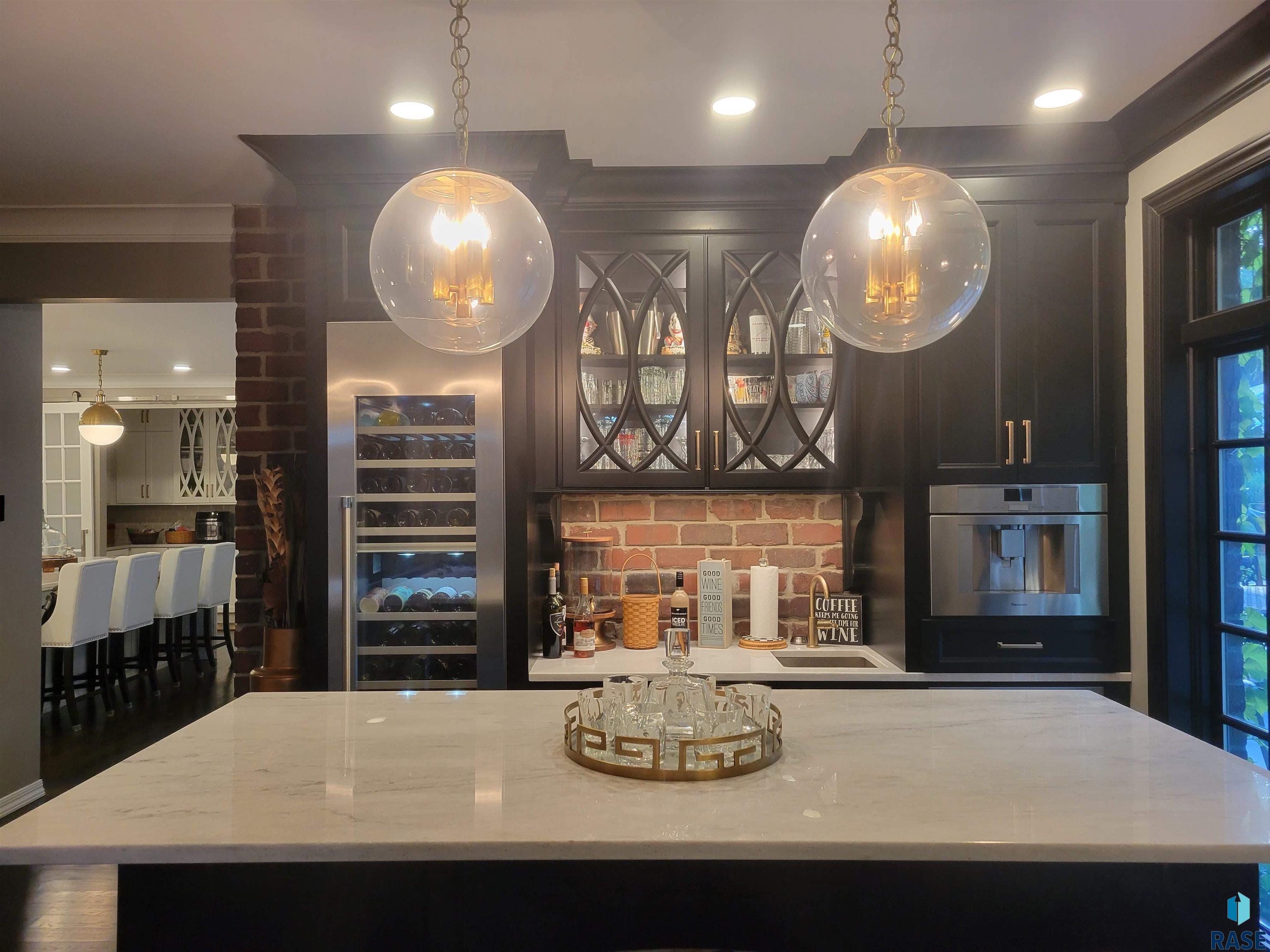 48032 Indian Hills Ct