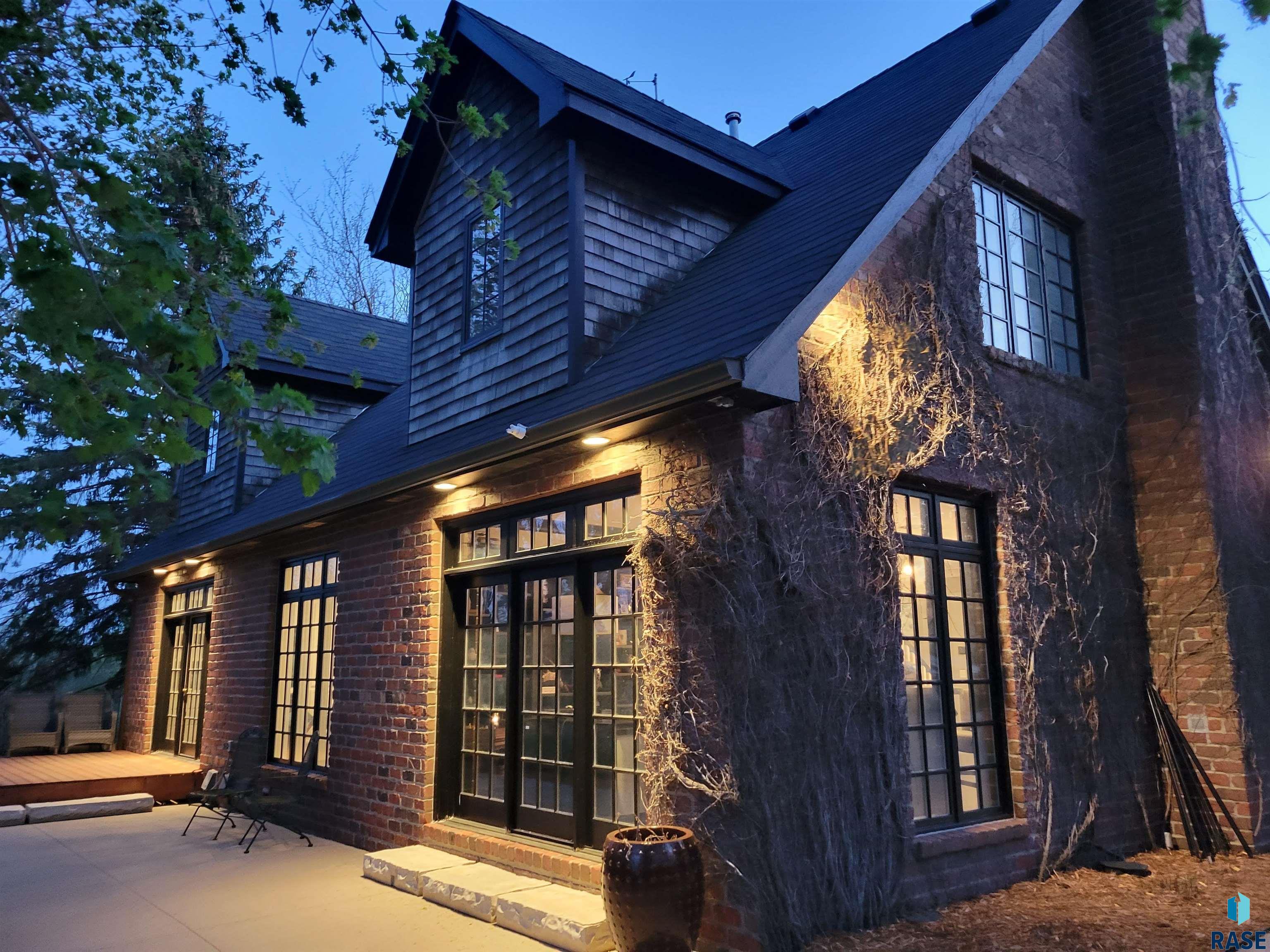 48032 Indian Hills Ct