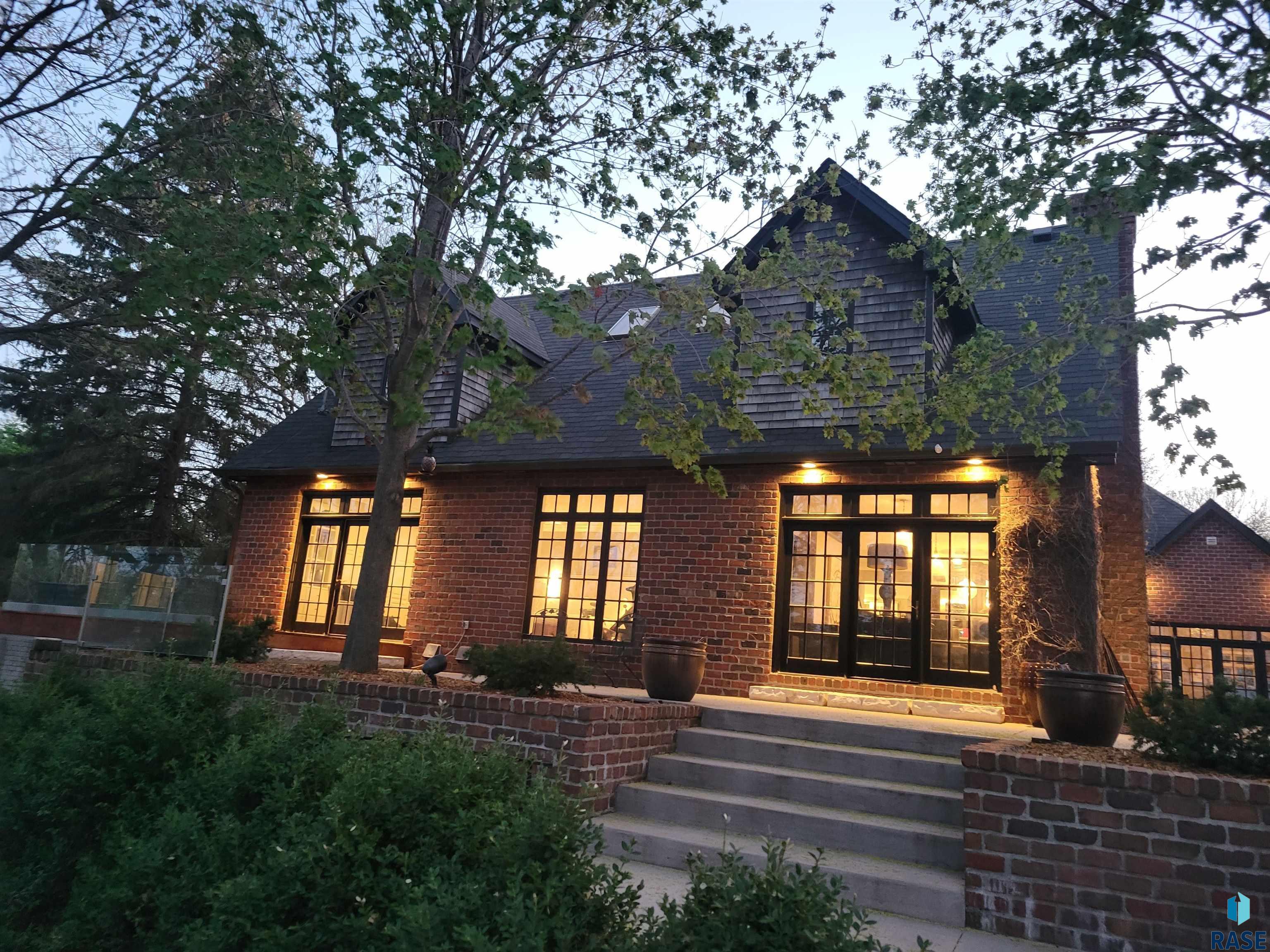 48032 Indian Hills Ct