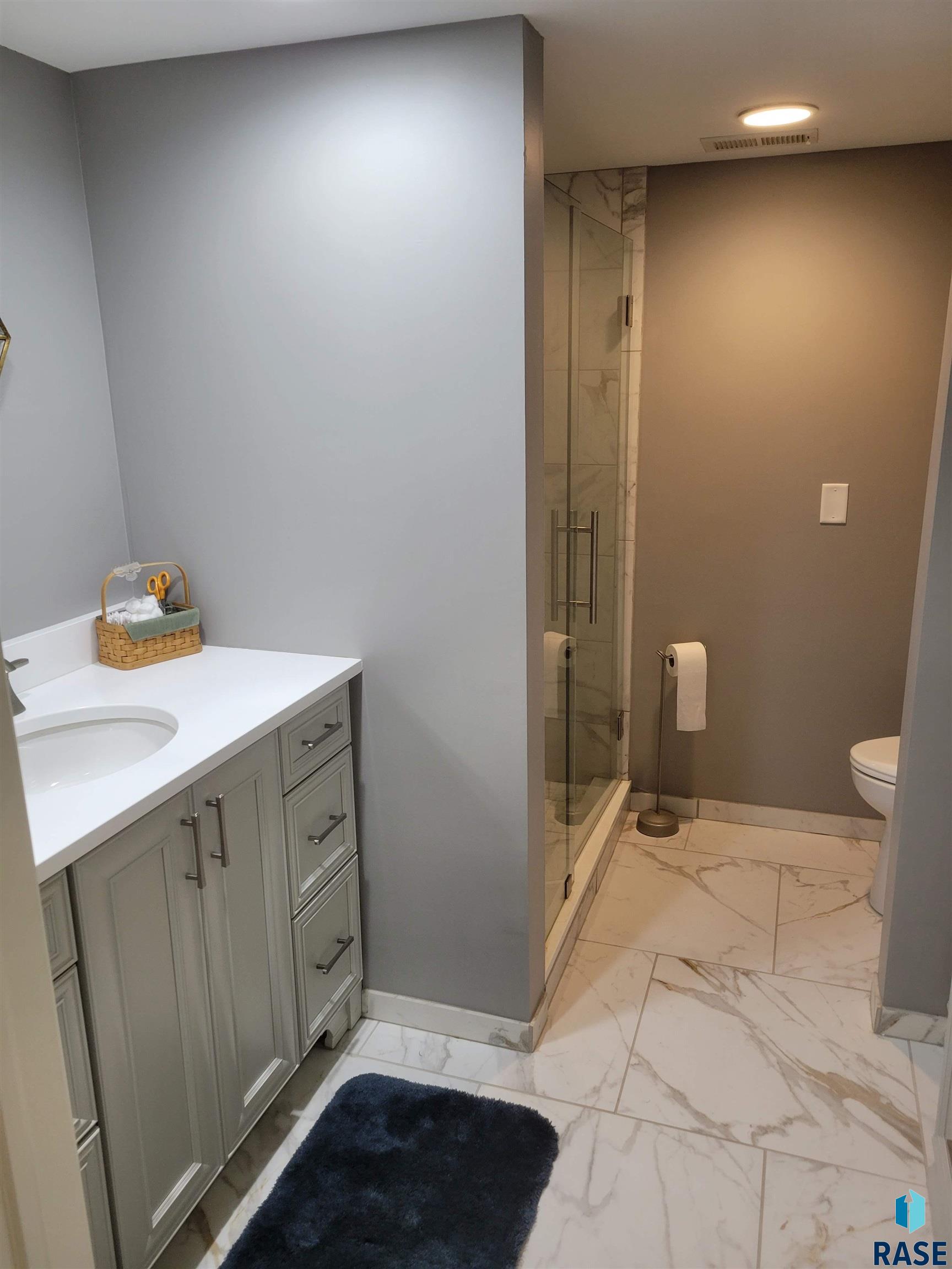 48032 Indian Hills Ct