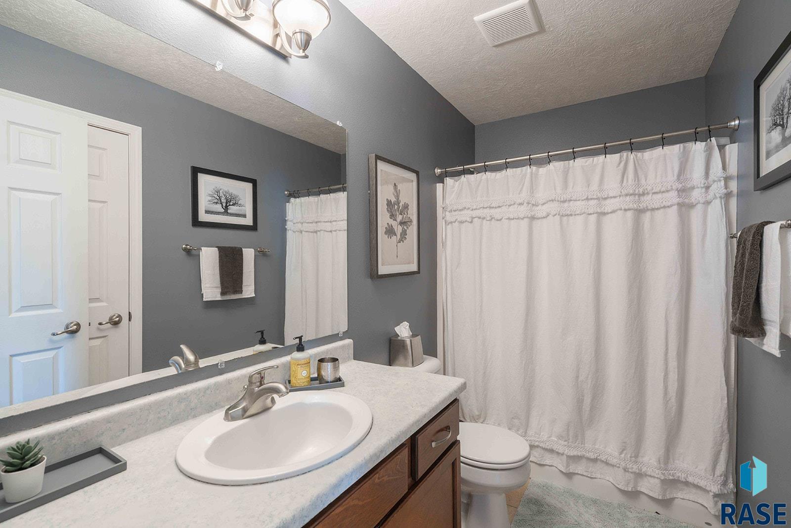 7652 Rose Crest Trl