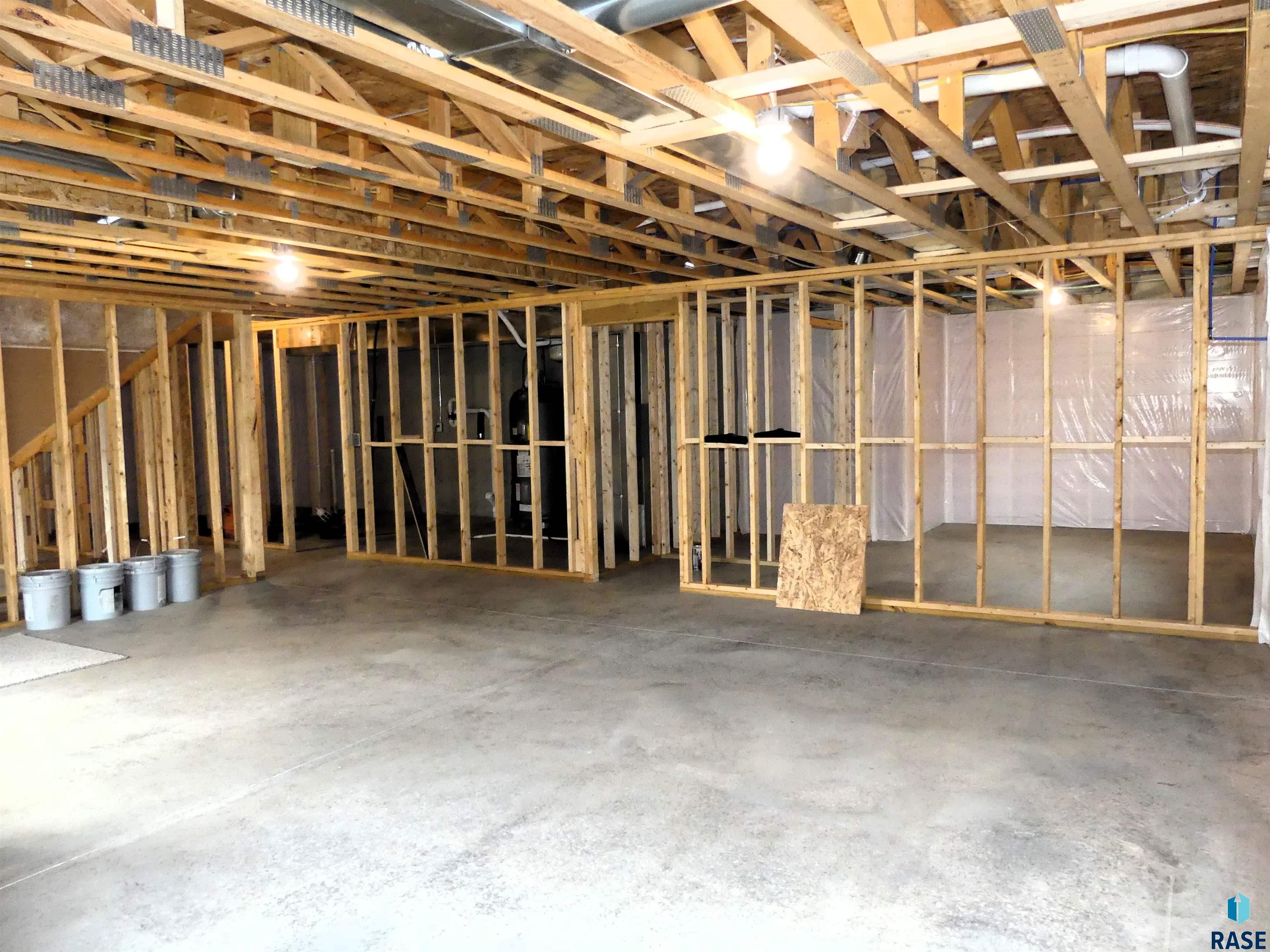 808 W Opal Ln