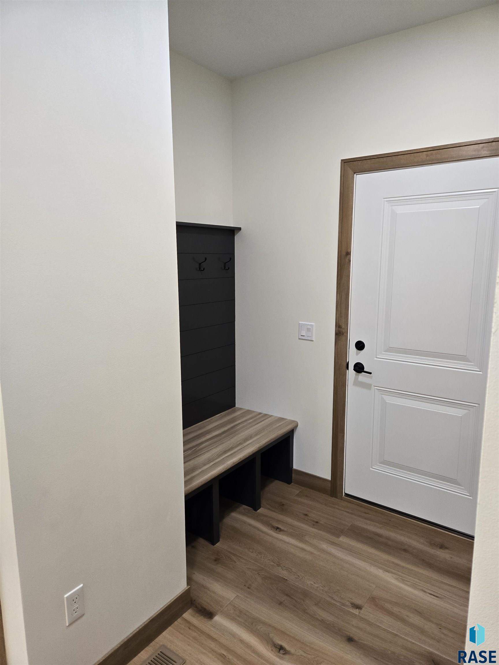 174 Central Park Ct