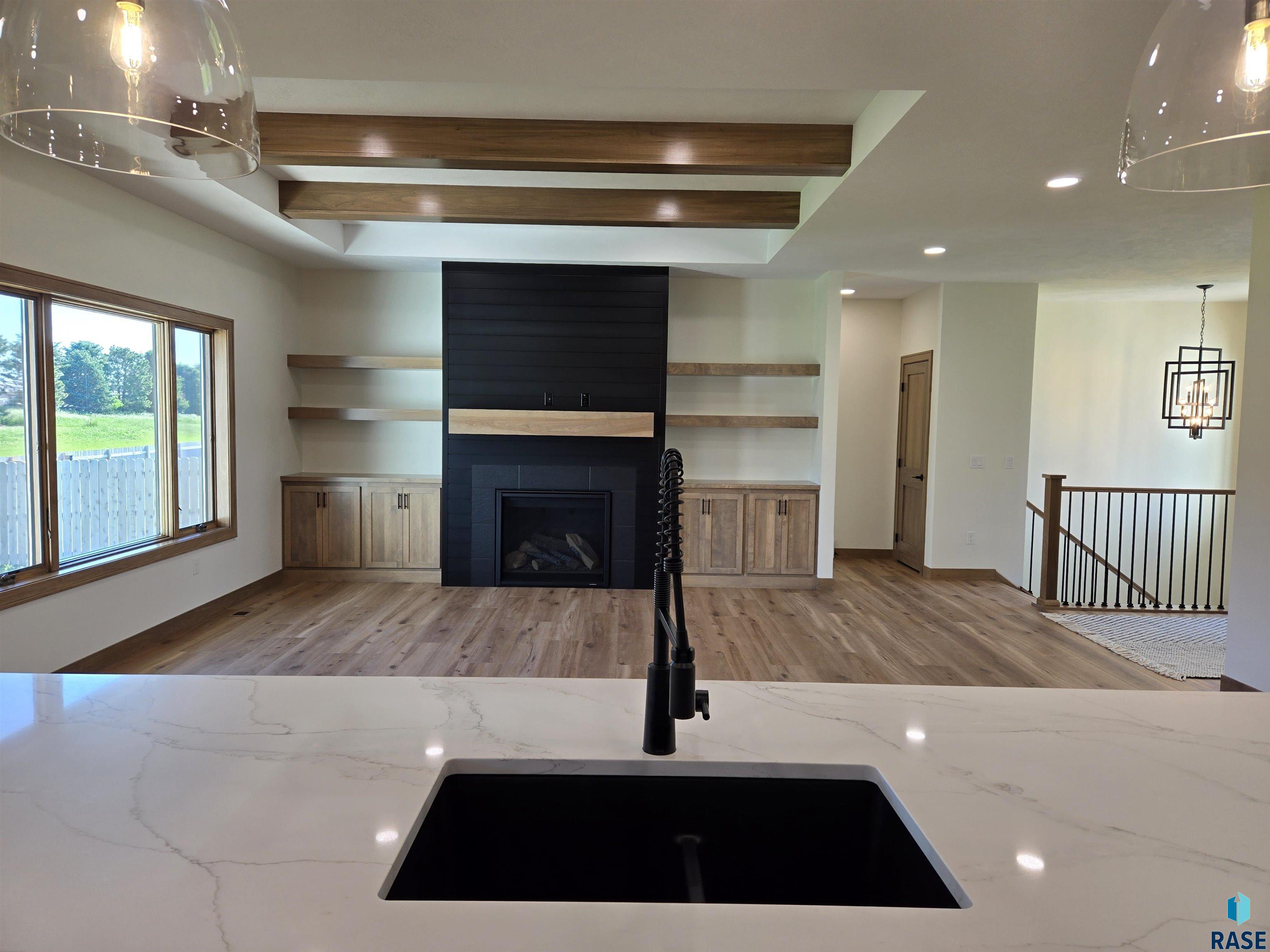 174 Central Park Ct