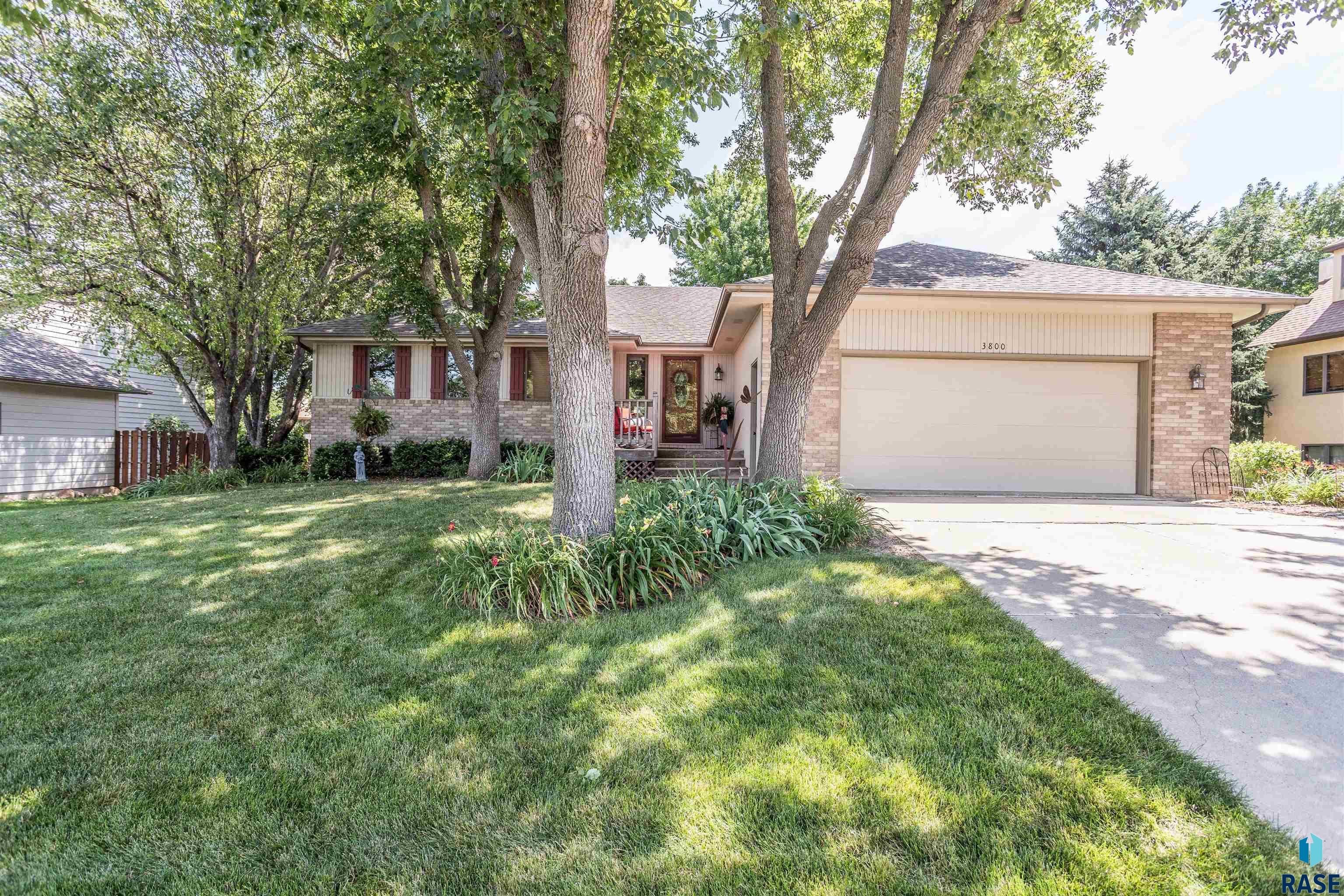 3800 S Benjamin Dr