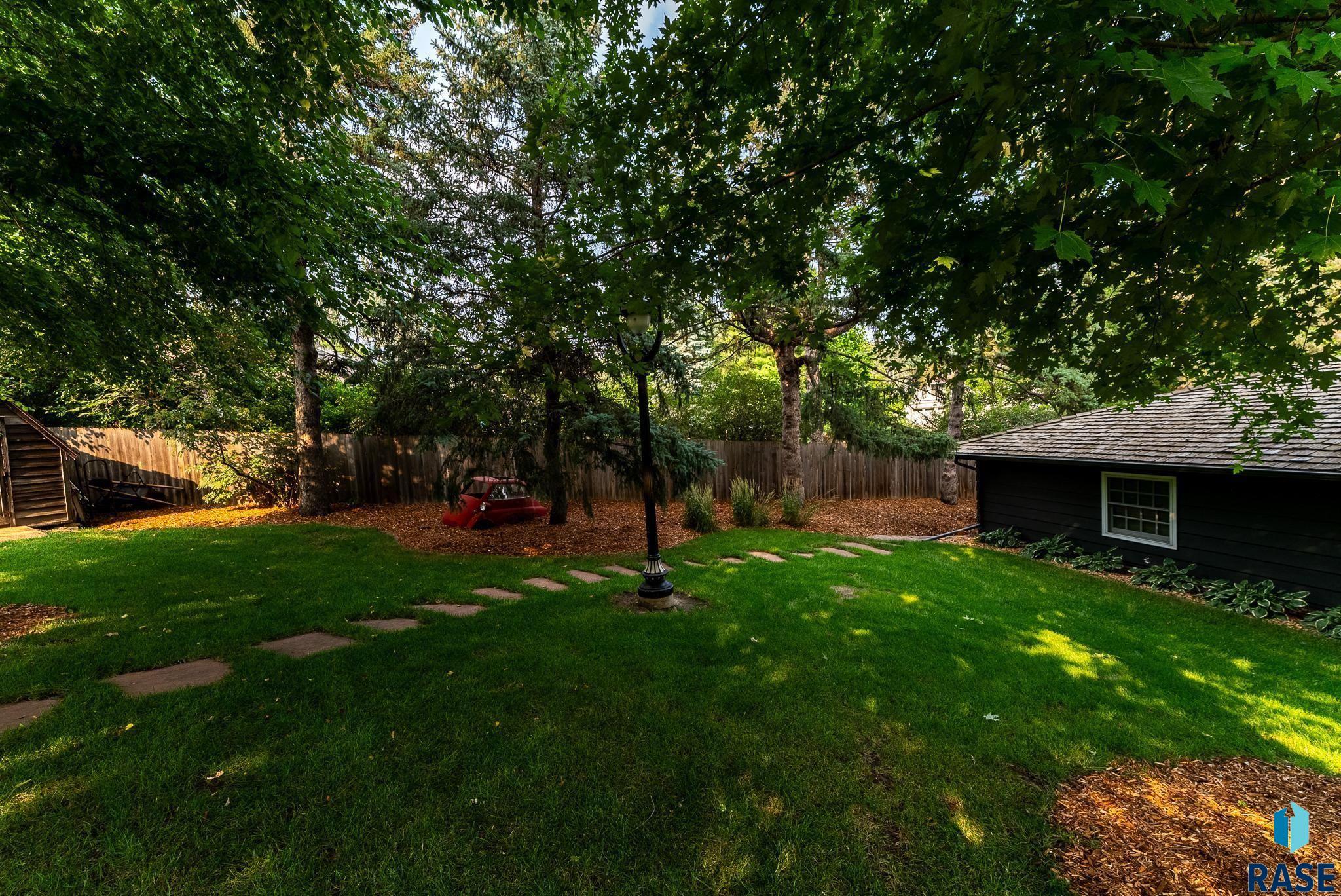 2518 S Clarkway Dr