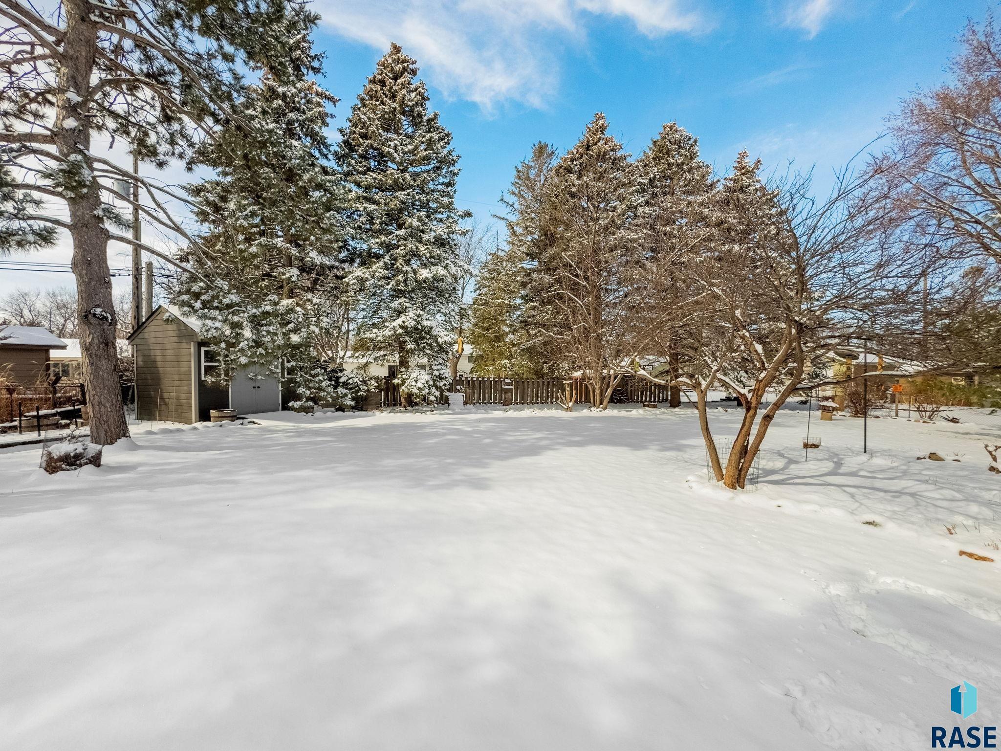 1401 S Gordon Dr