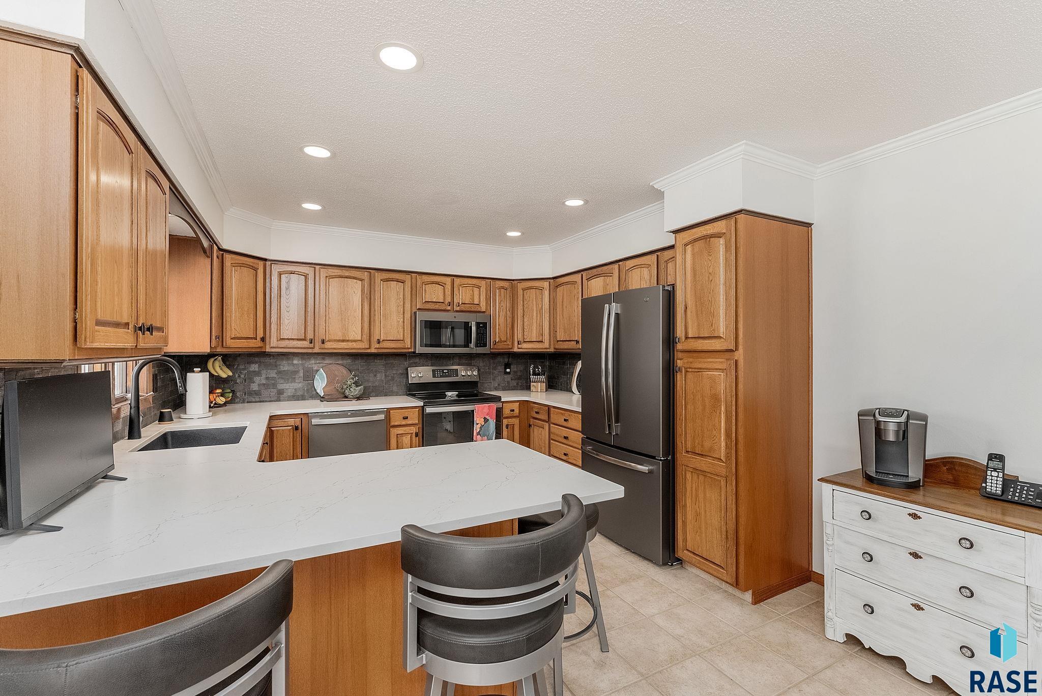 1401 S Gordon Dr