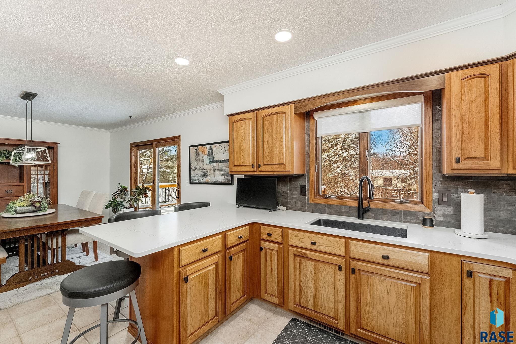1401 S Gordon Dr