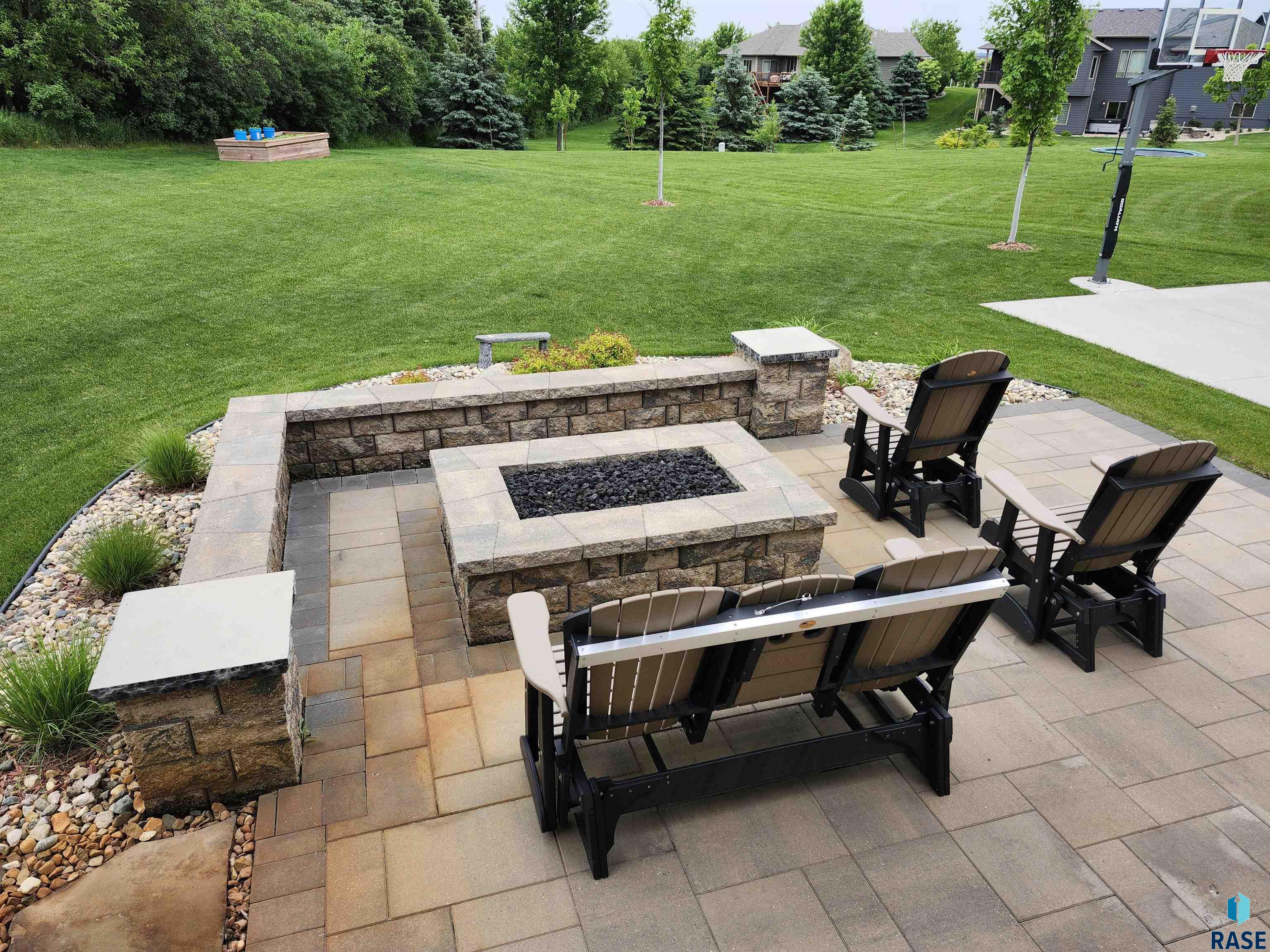2509 W Oak Hill Dr