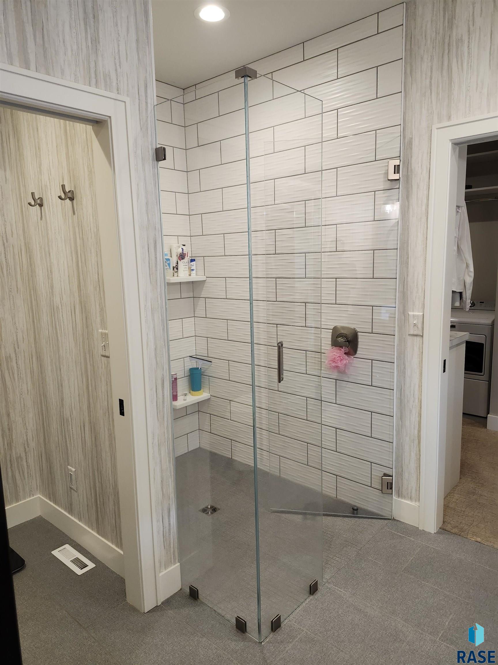 2509 W Oak Hill Dr