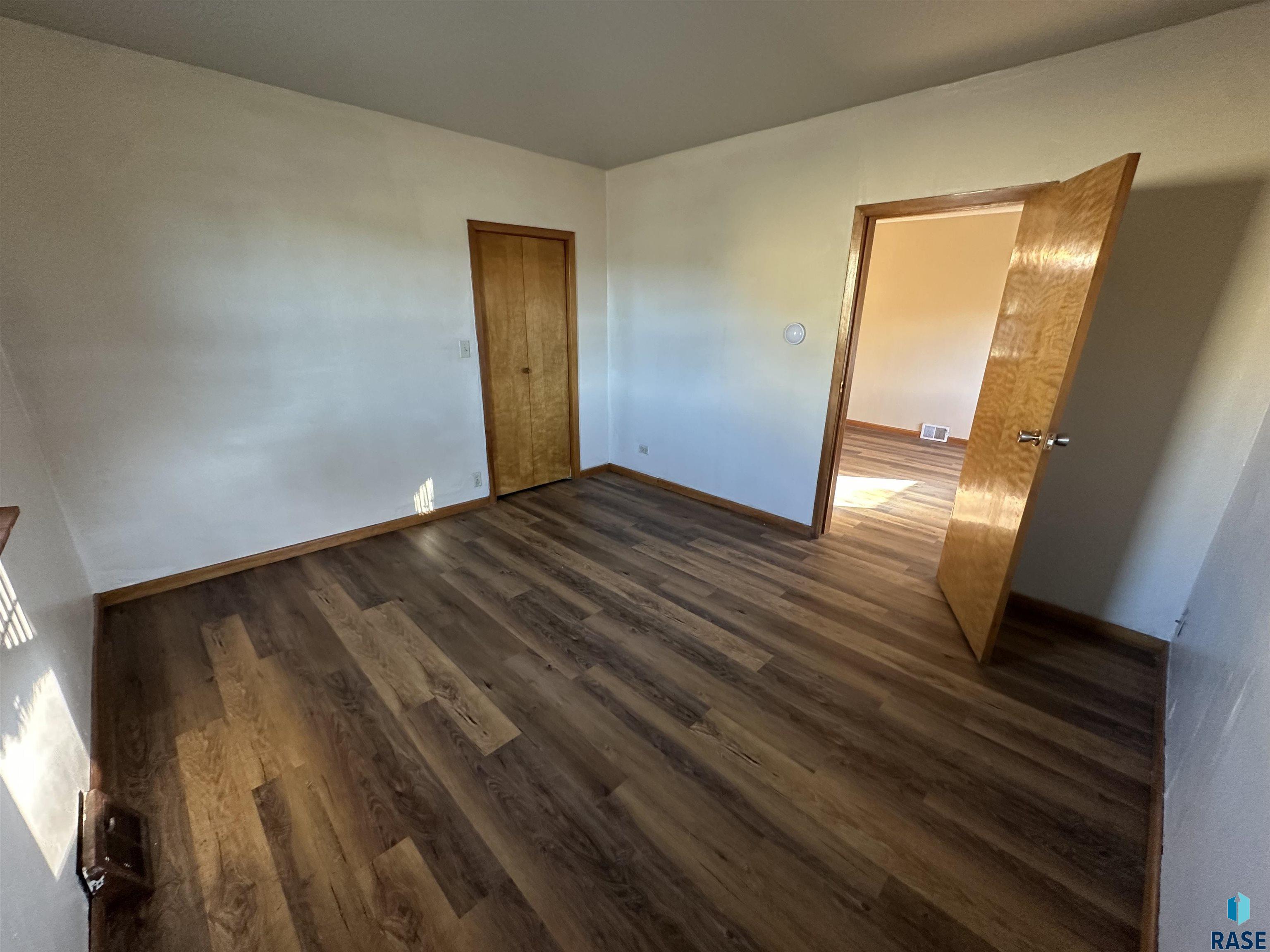 420 S Egan Ave