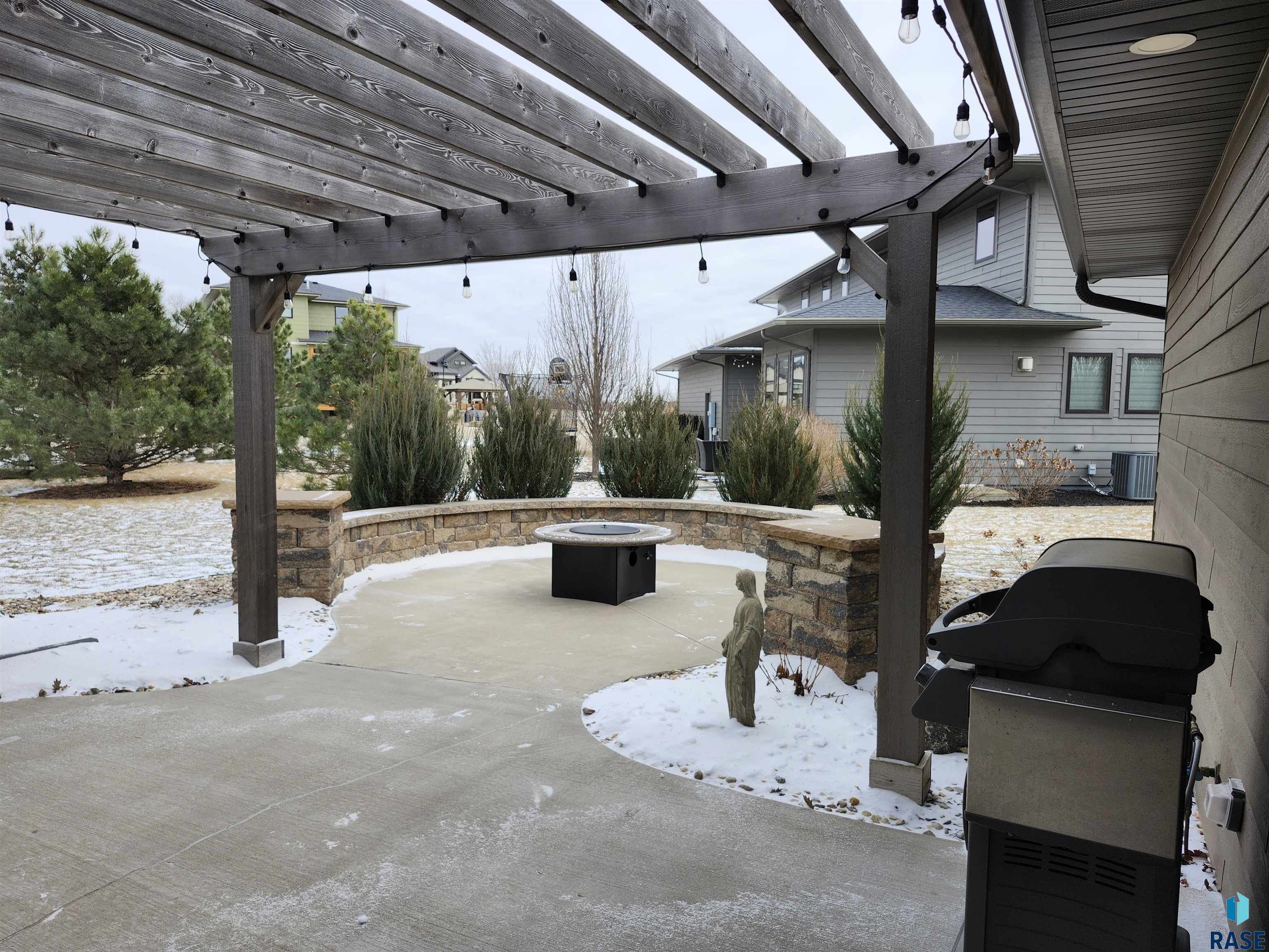 1408 S Sugar Maple Dr