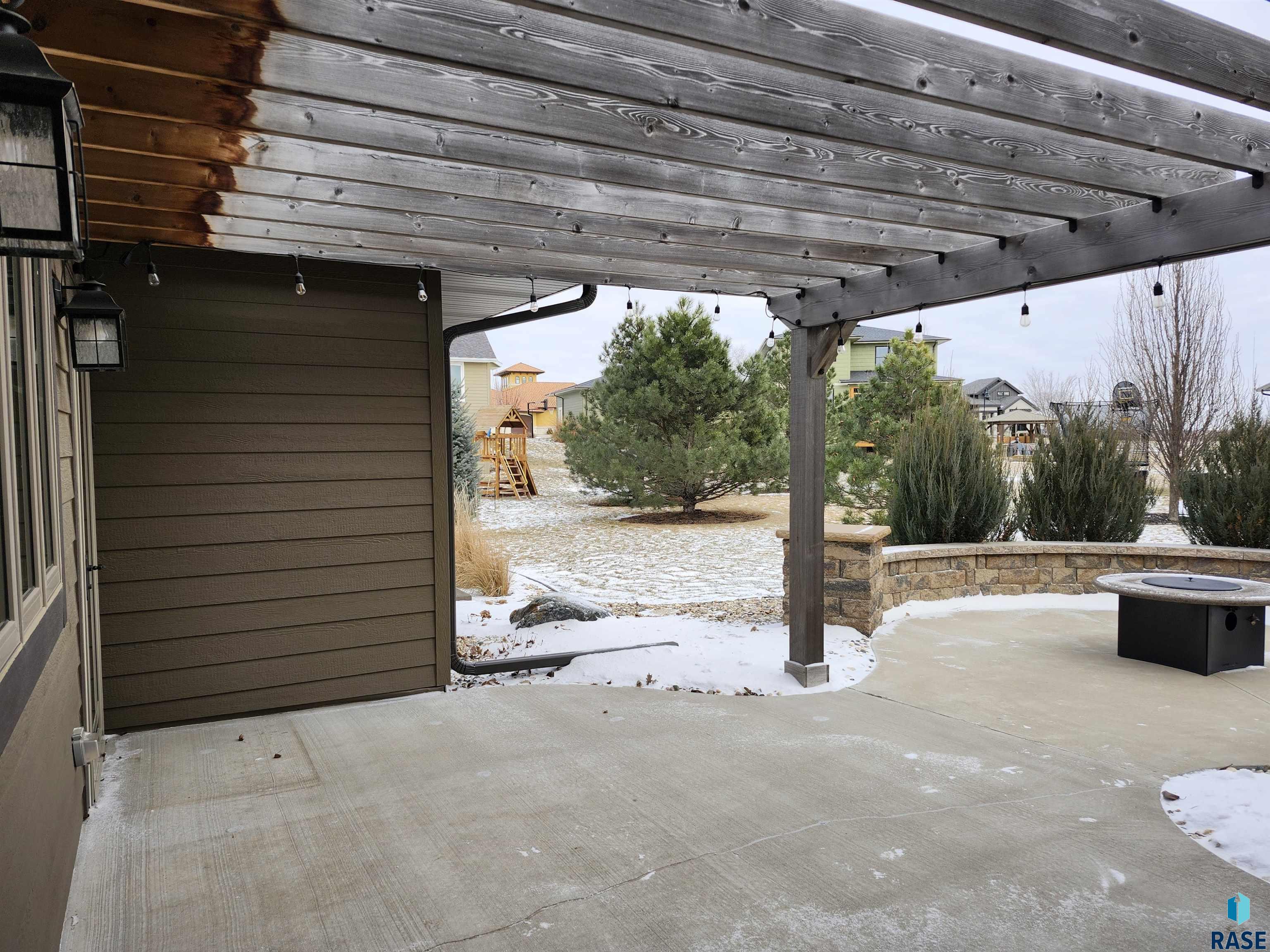 1408 S Sugar Maple Dr