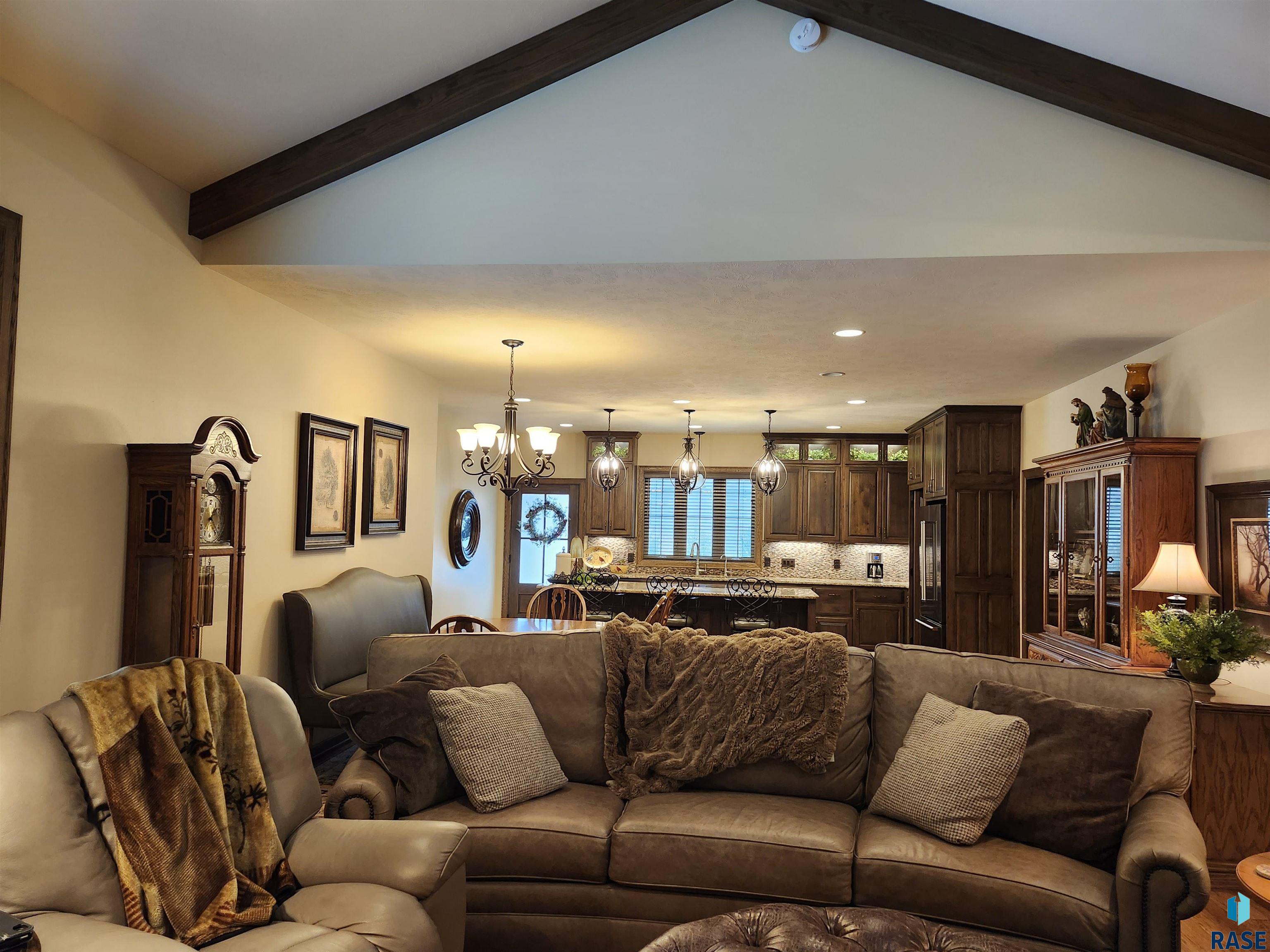 1408 S Sugar Maple Dr