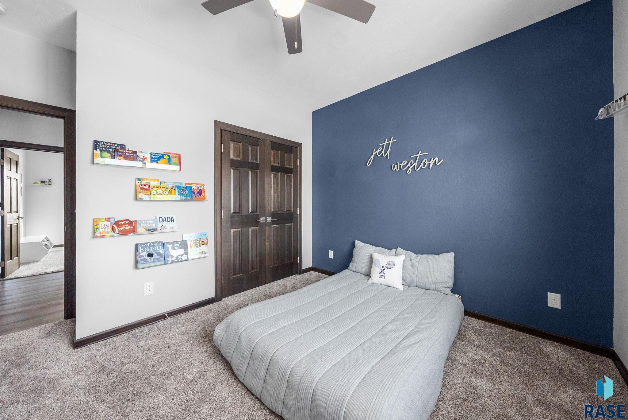 5316 Chinook Ave