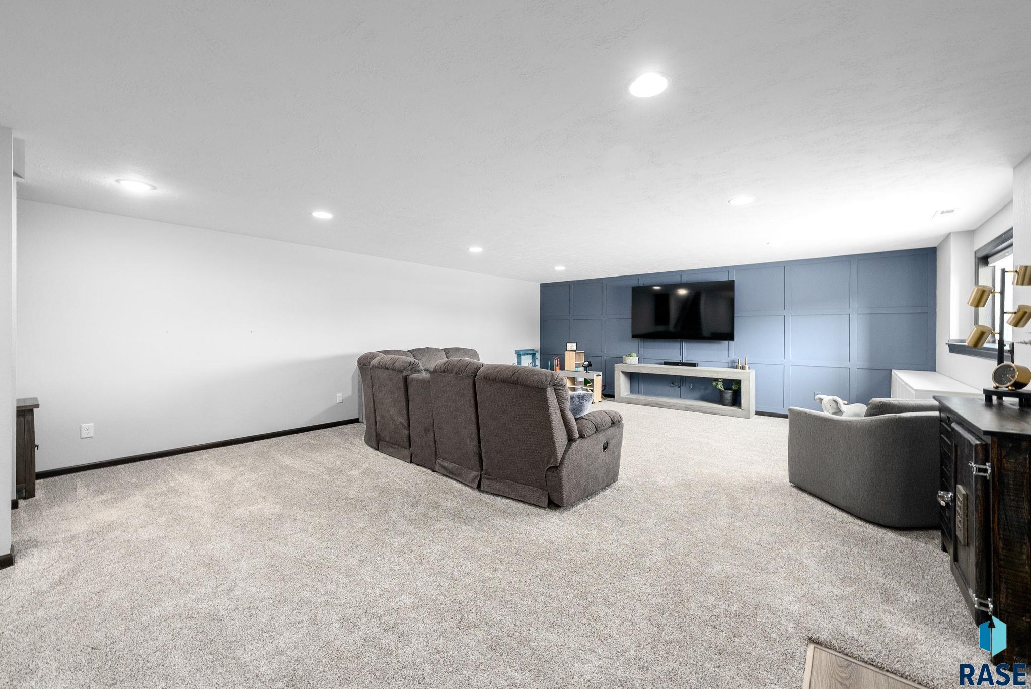 5316 Chinook Ave