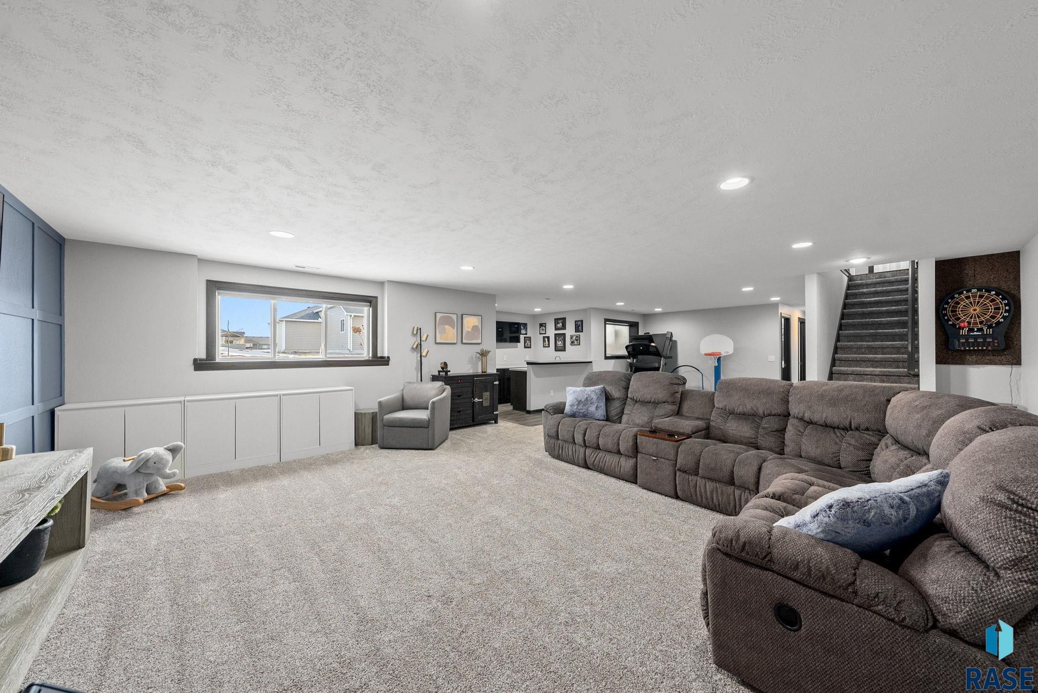 5316 Chinook Ave