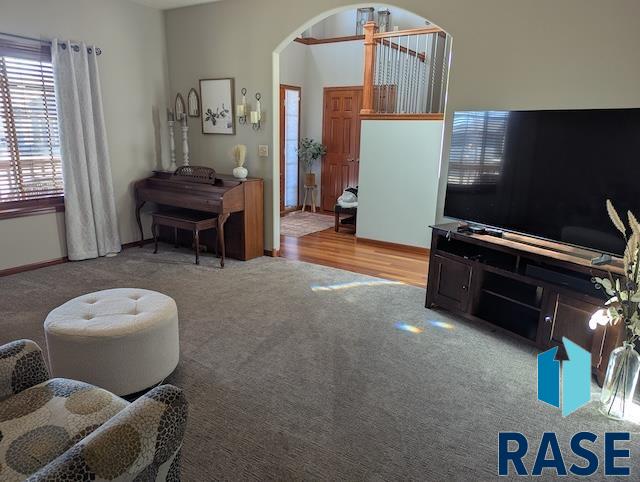 8128 S Grass Creek Dr