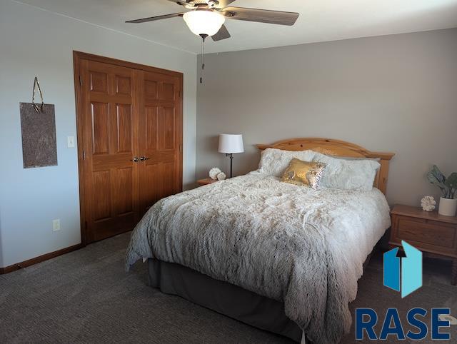 8128 S Grass Creek Dr