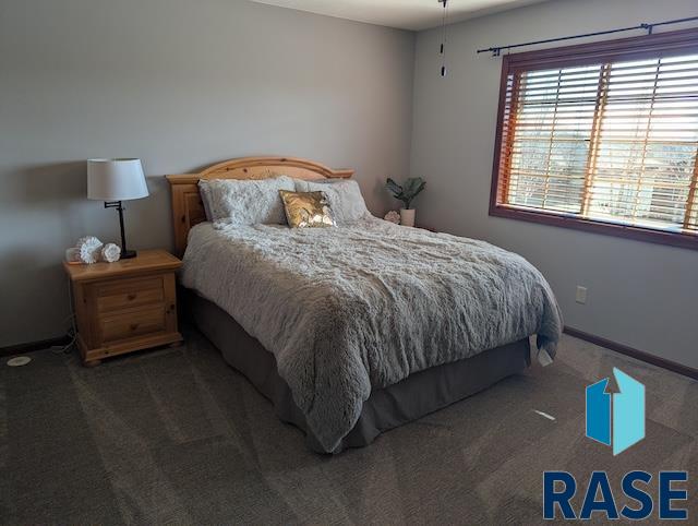 8128 S Grass Creek Dr