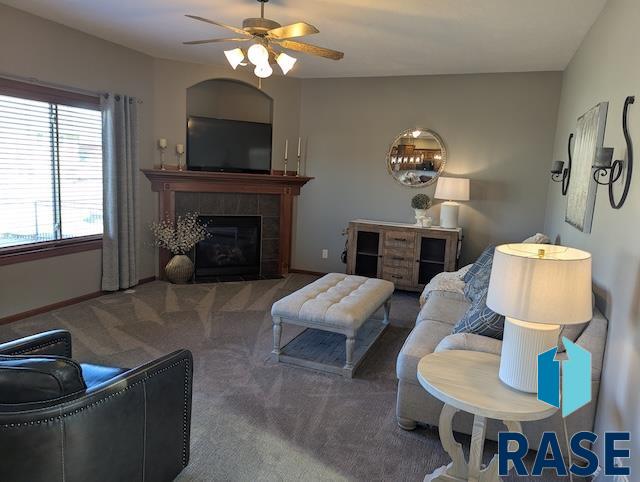 8128 S Grass Creek Dr