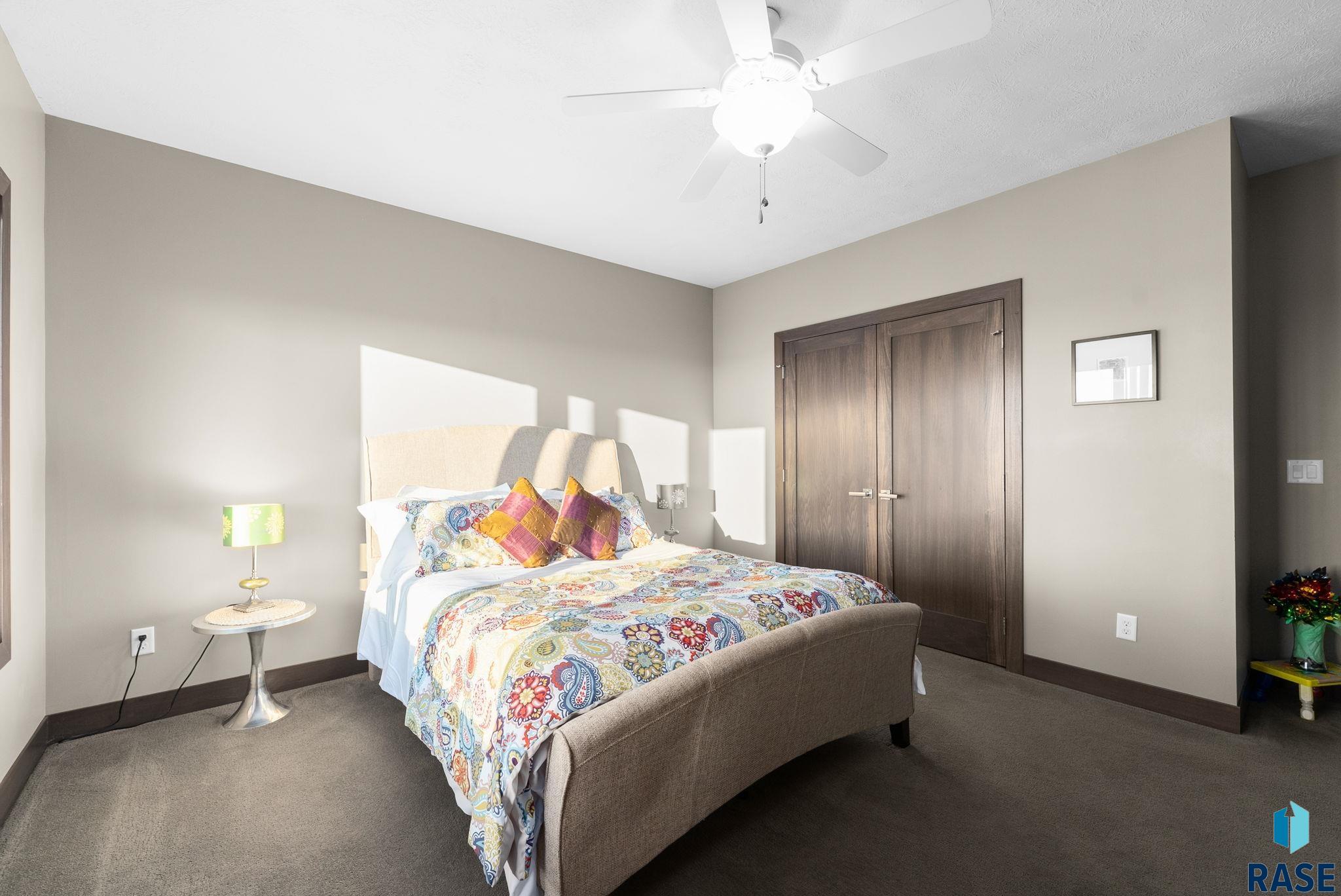 26183 Sunset Bluff Dr