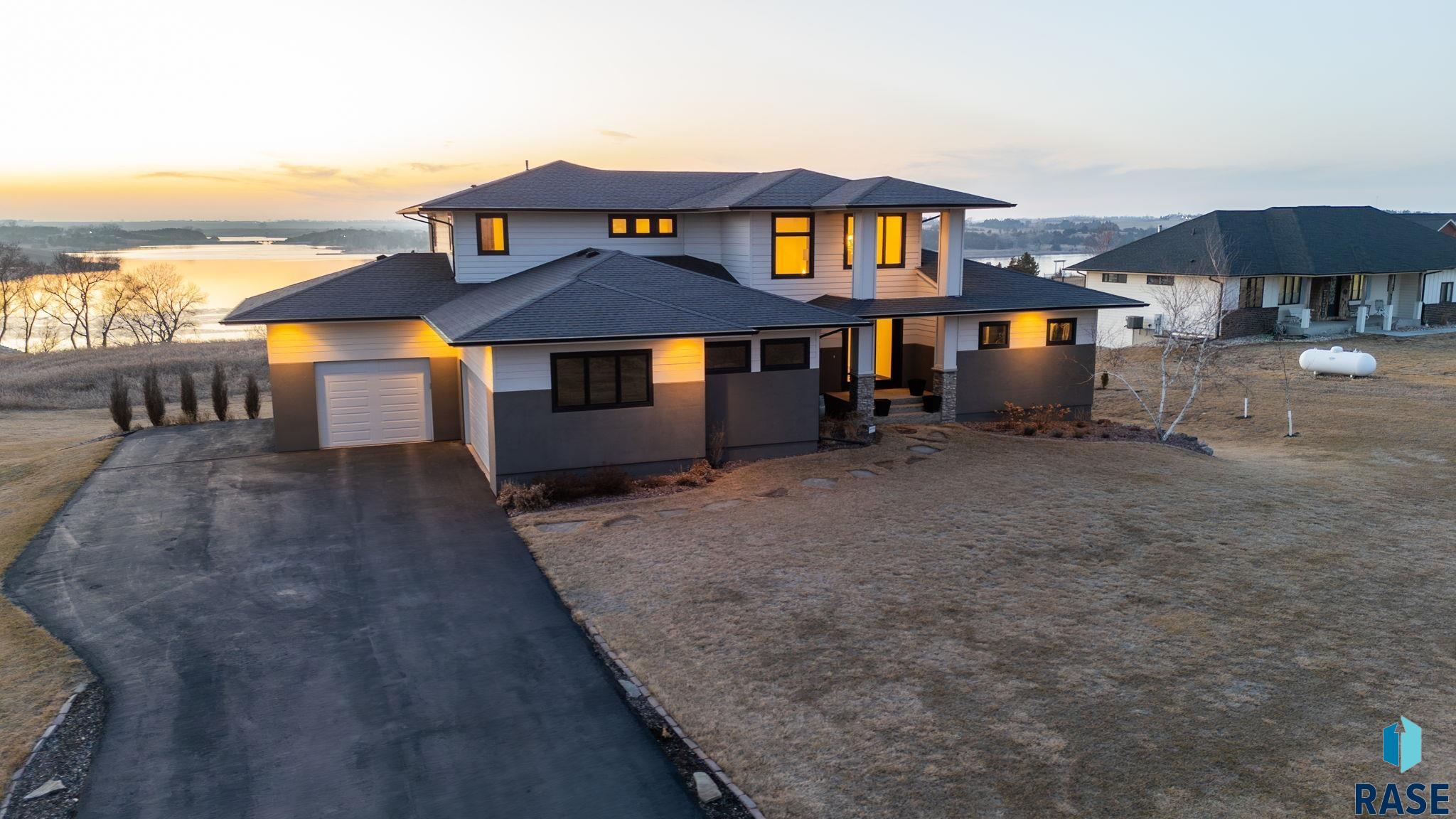 26183 Sunset Bluff Dr