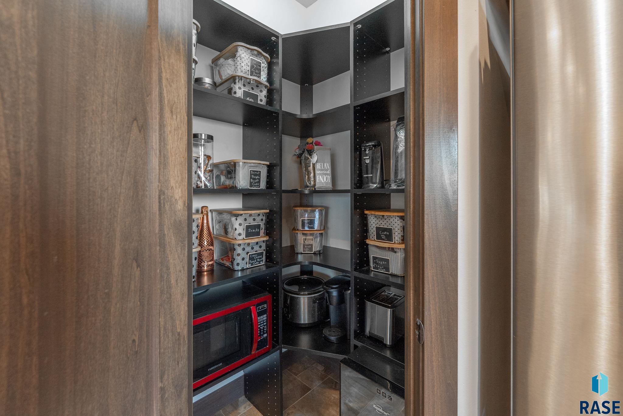 26183 Sunset Bluff Dr