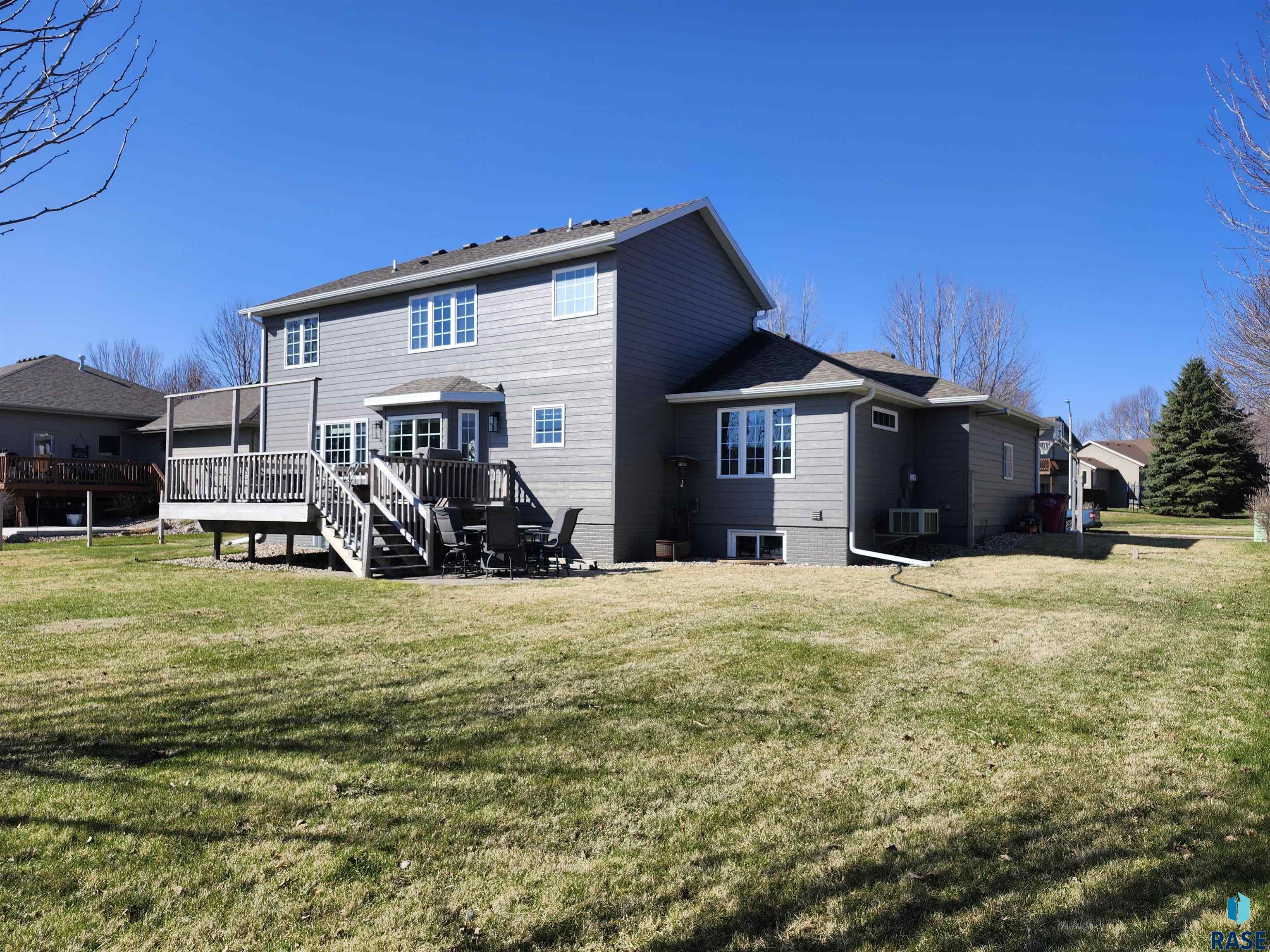 6404 Audie Dr
