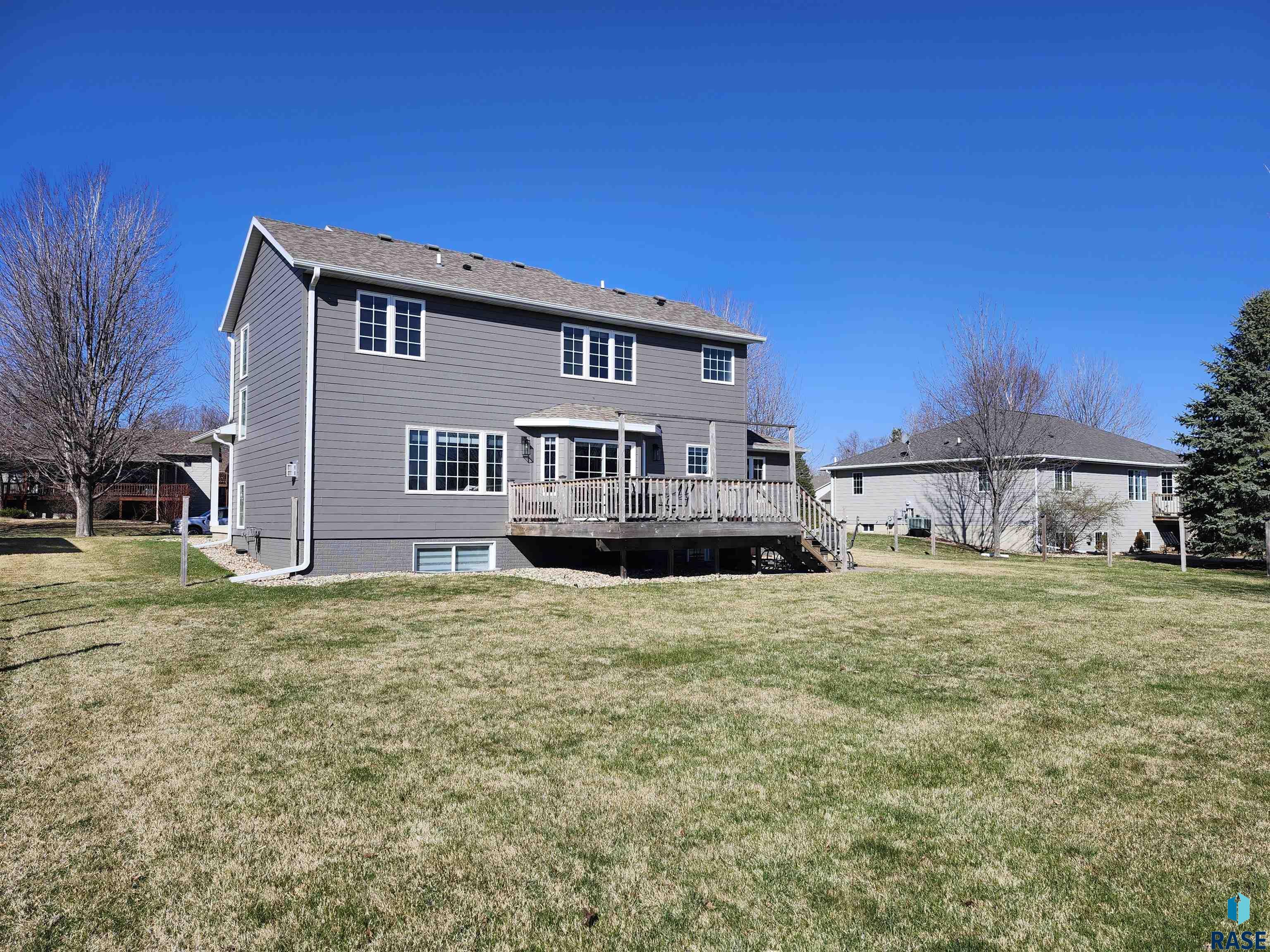6404 Audie Dr