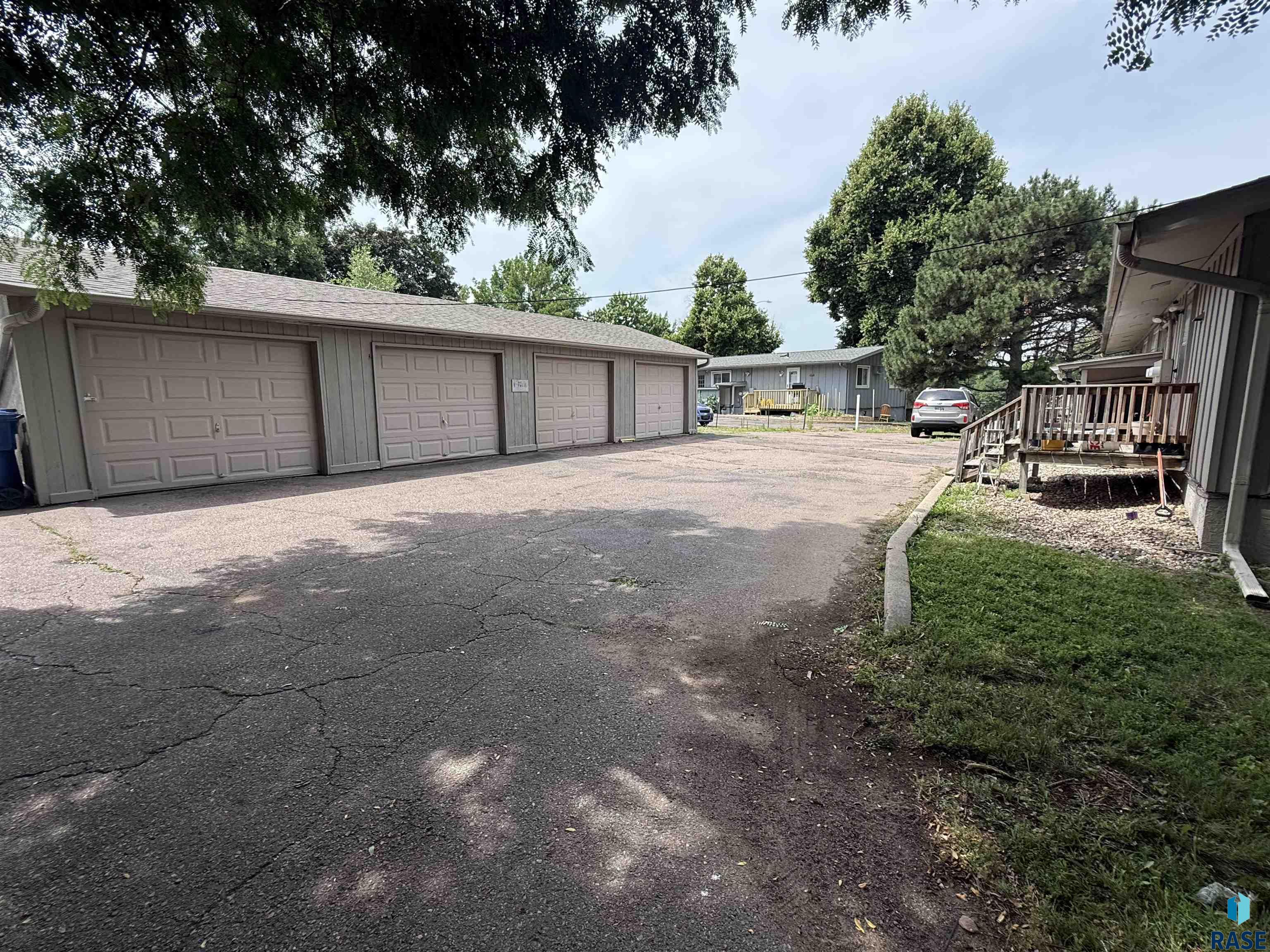 2601 Pioneer Trl