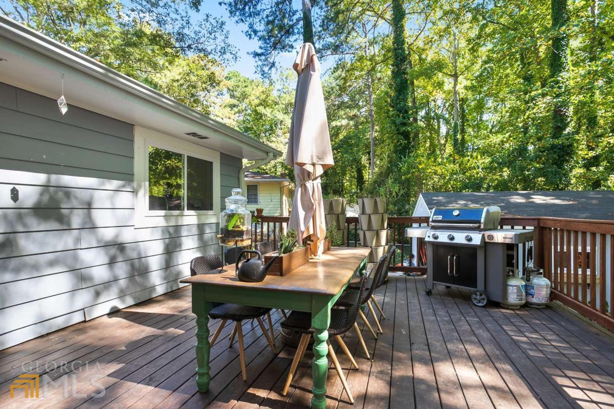 54 Dewey Lane SE