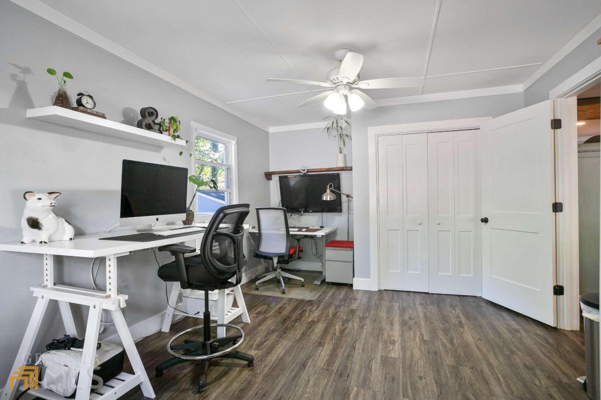 54 Dewey Lane SE