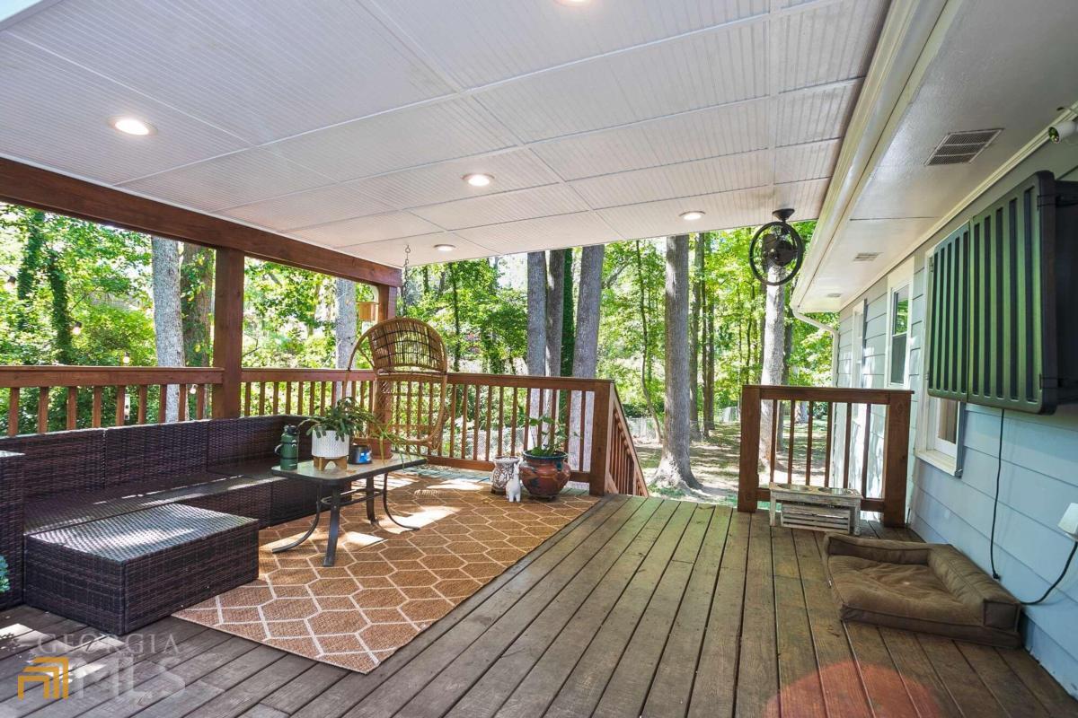 54 Dewey Lane SE