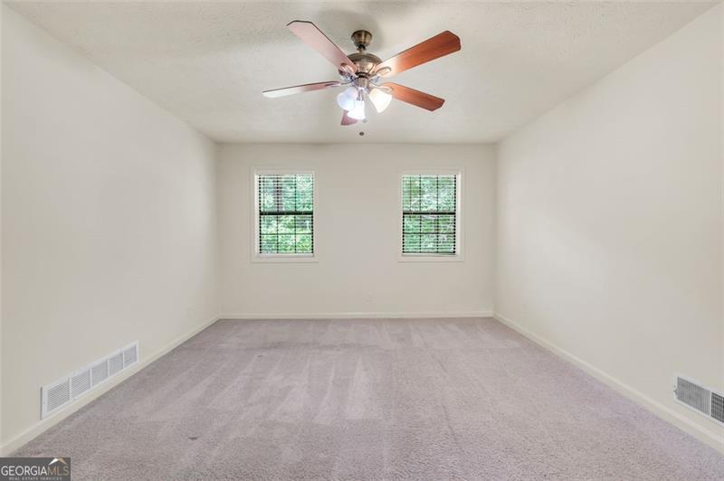 50 OAK LEAF Drive