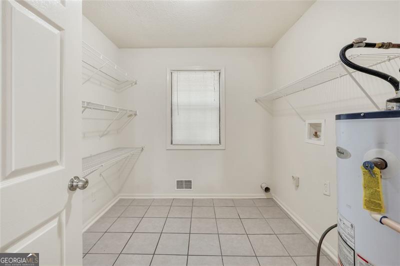 50 OAK LEAF Drive