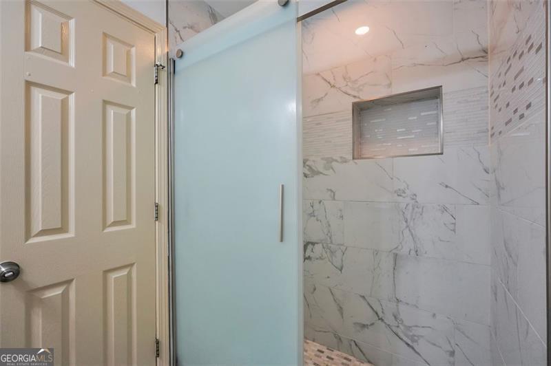 50 OAK LEAF Drive